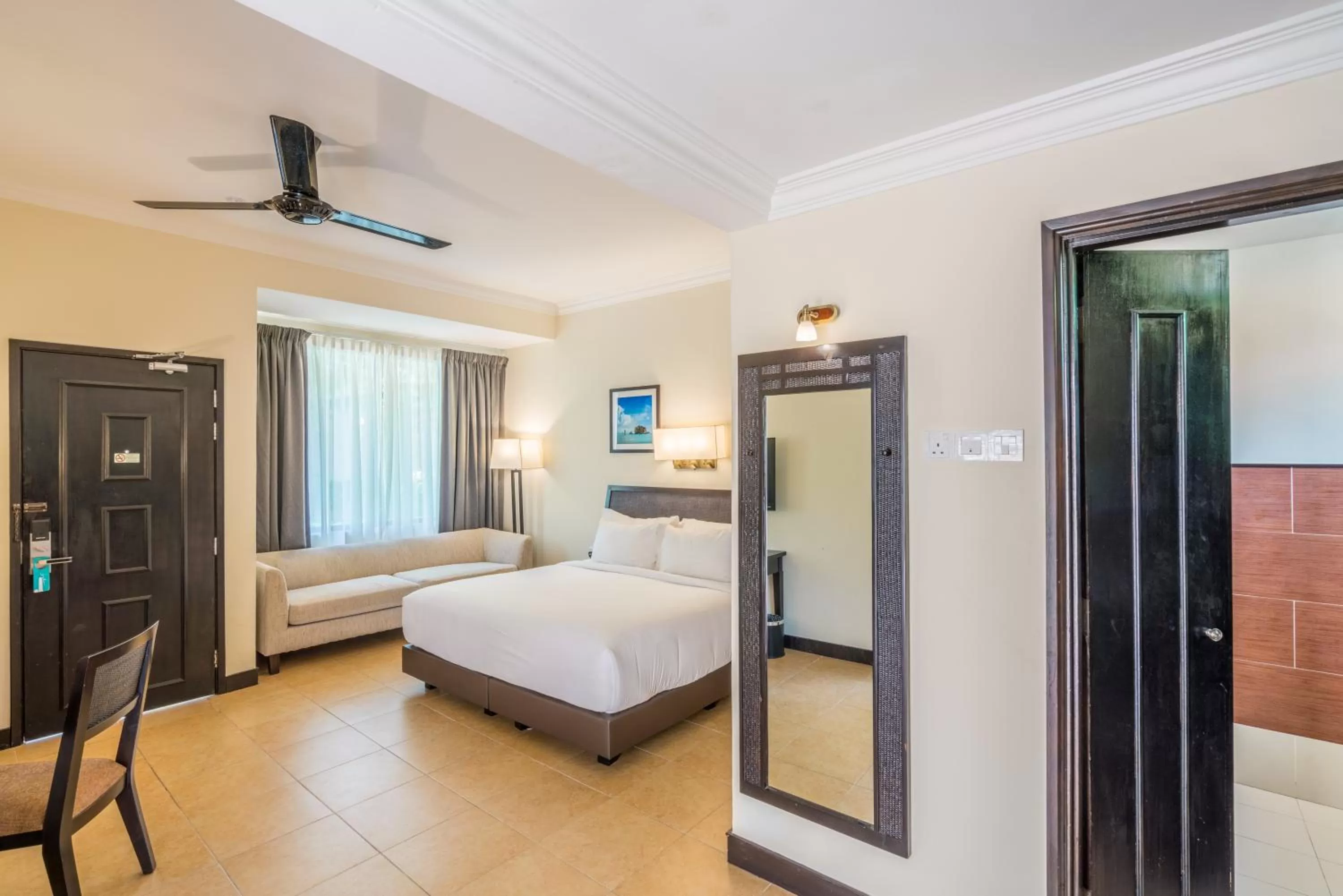 Bed in Camar Resort Langkawi