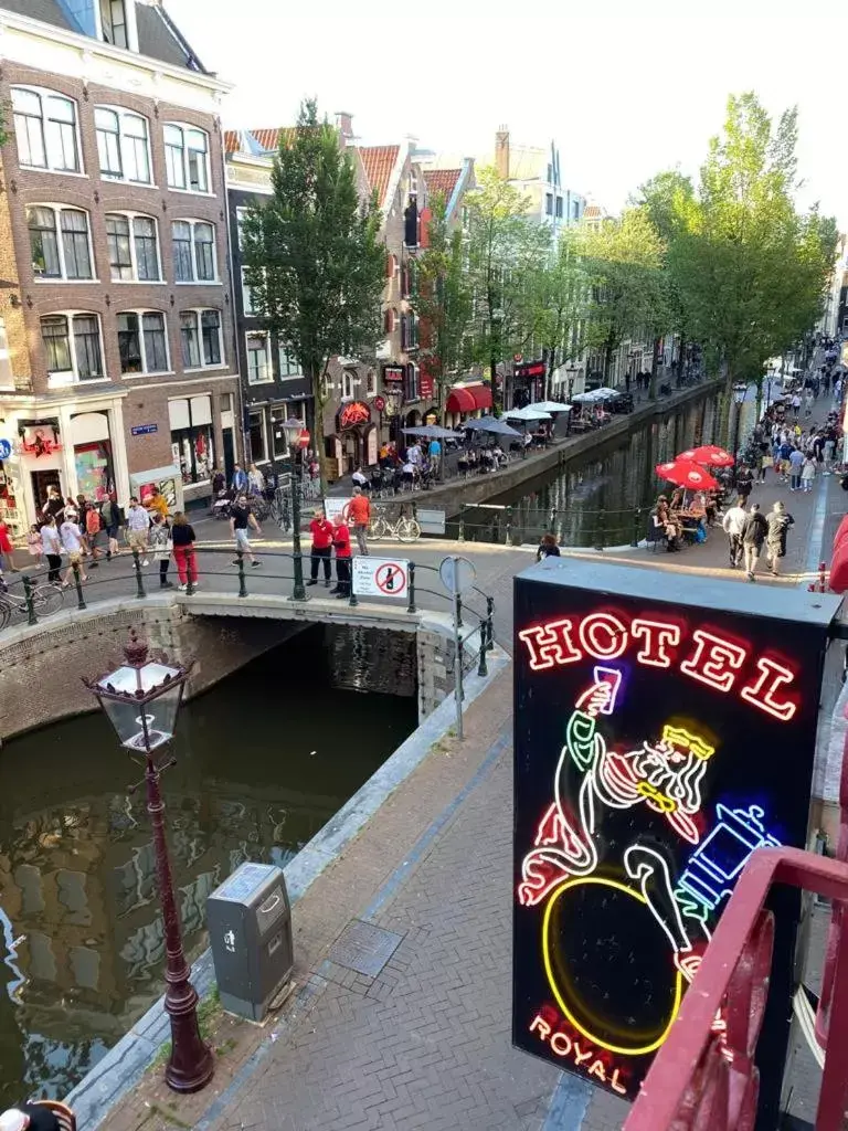 Hotel & bar Royal taste Amsterdam