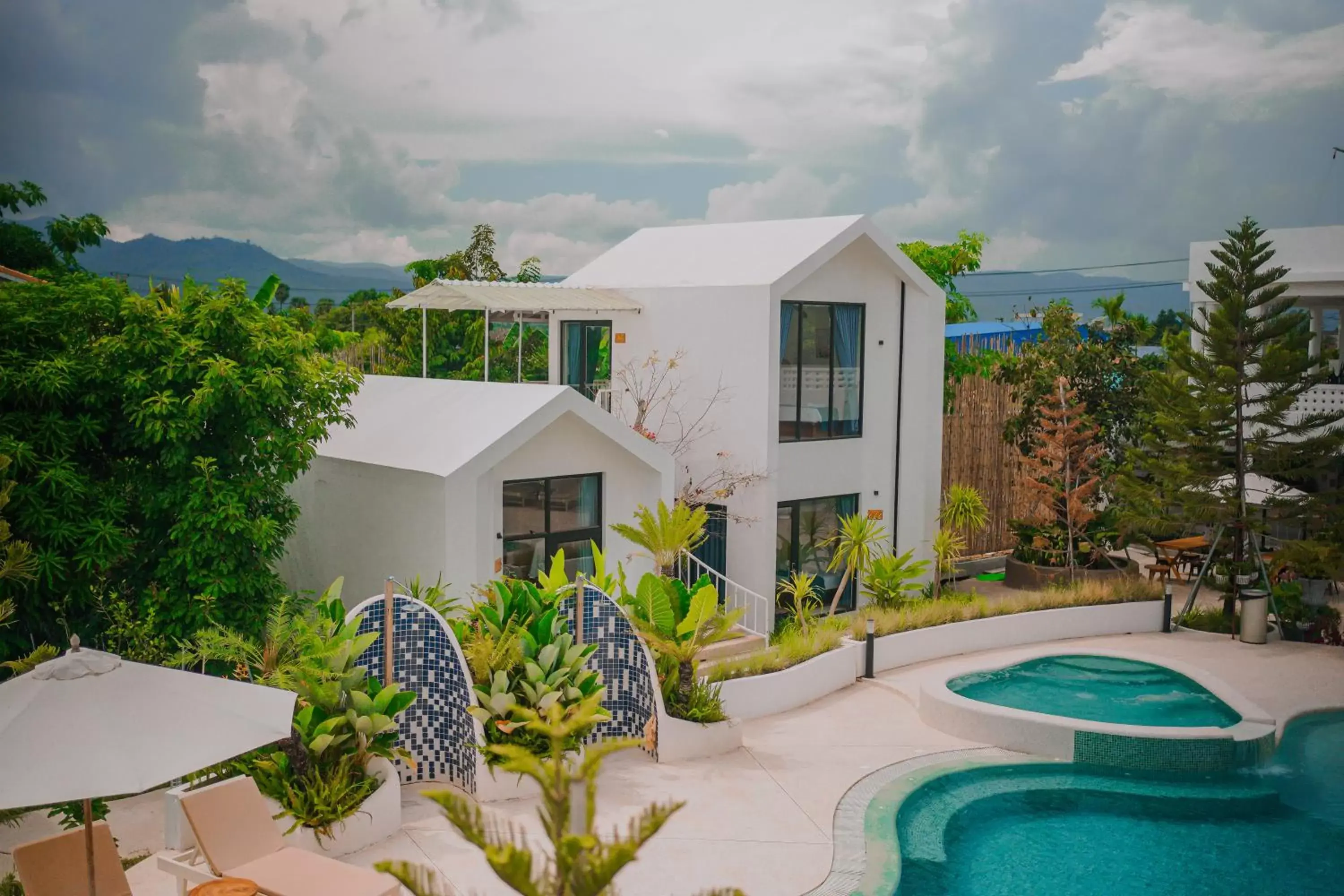 Property building in Montagne Residence Property building in Montagne Residence