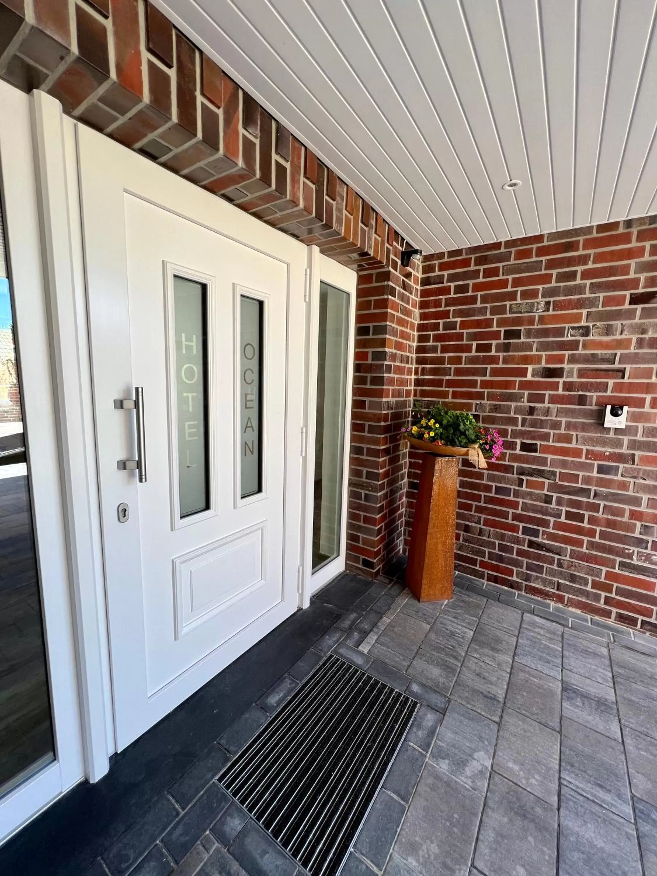 Facade/entrance in Hotel Ocean