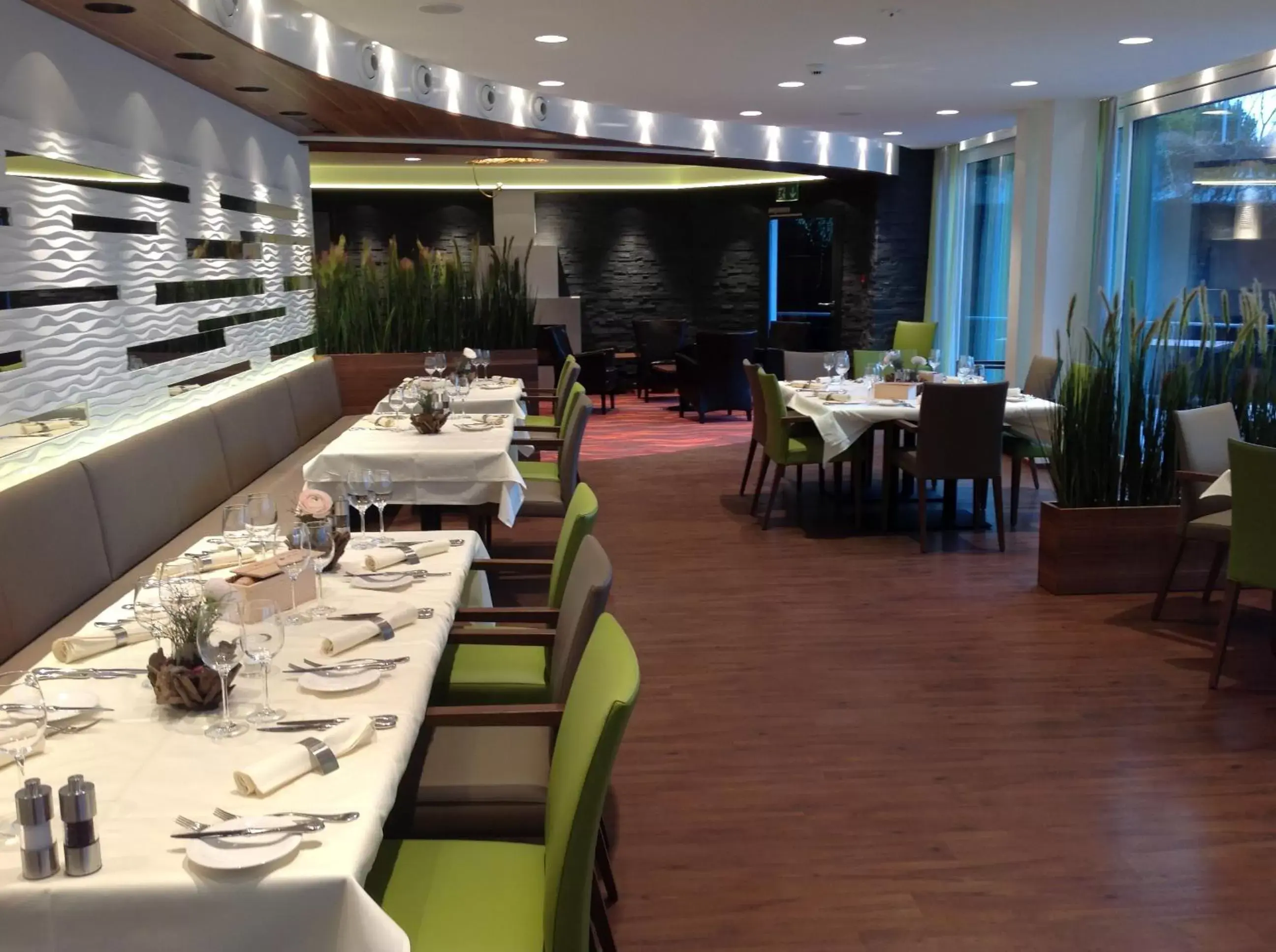 Restaurant/Places to Eat in Superior Hotel Nidwaldnerhof