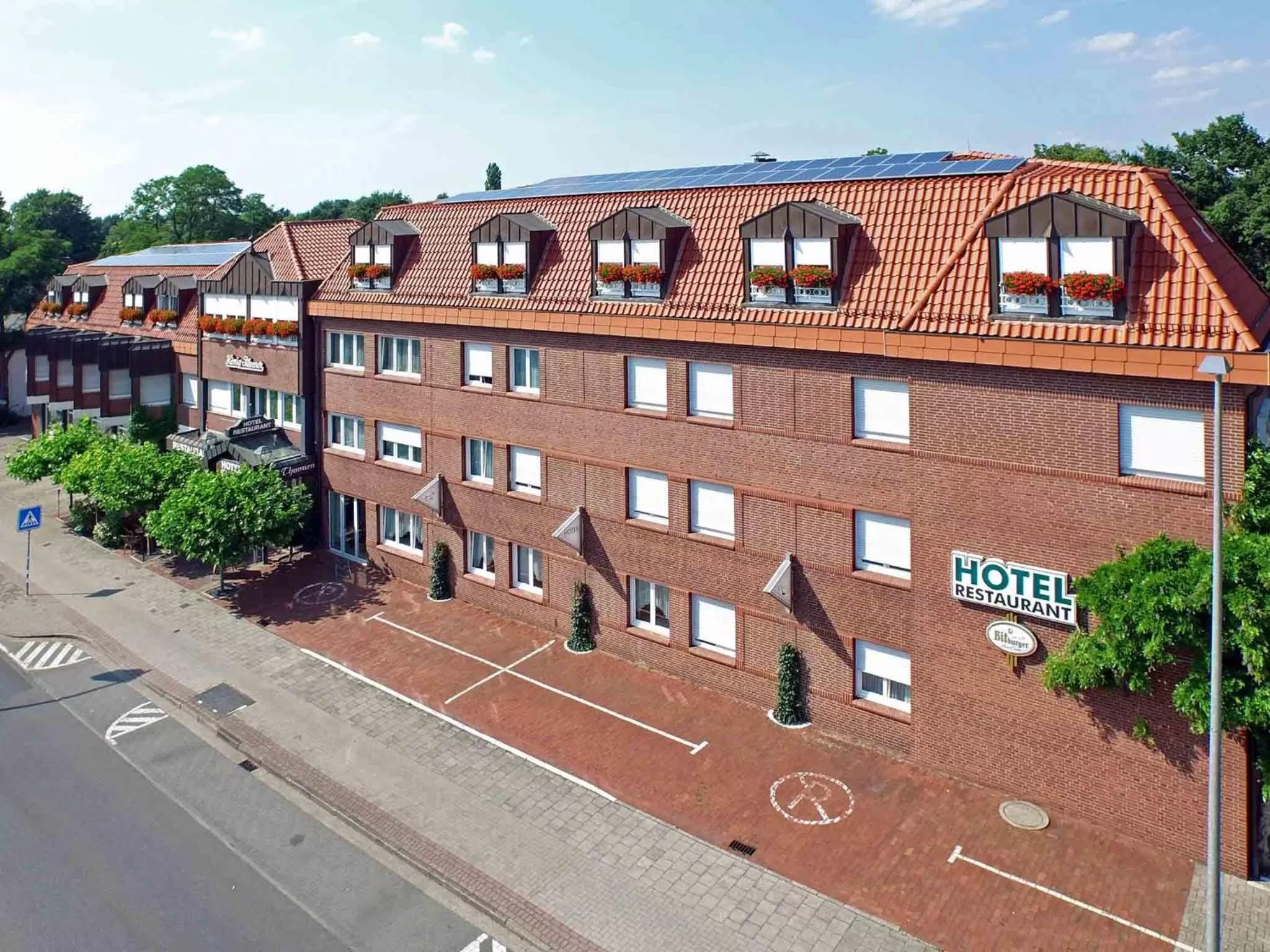 Property building in Hotel-Restaurant Thomsen