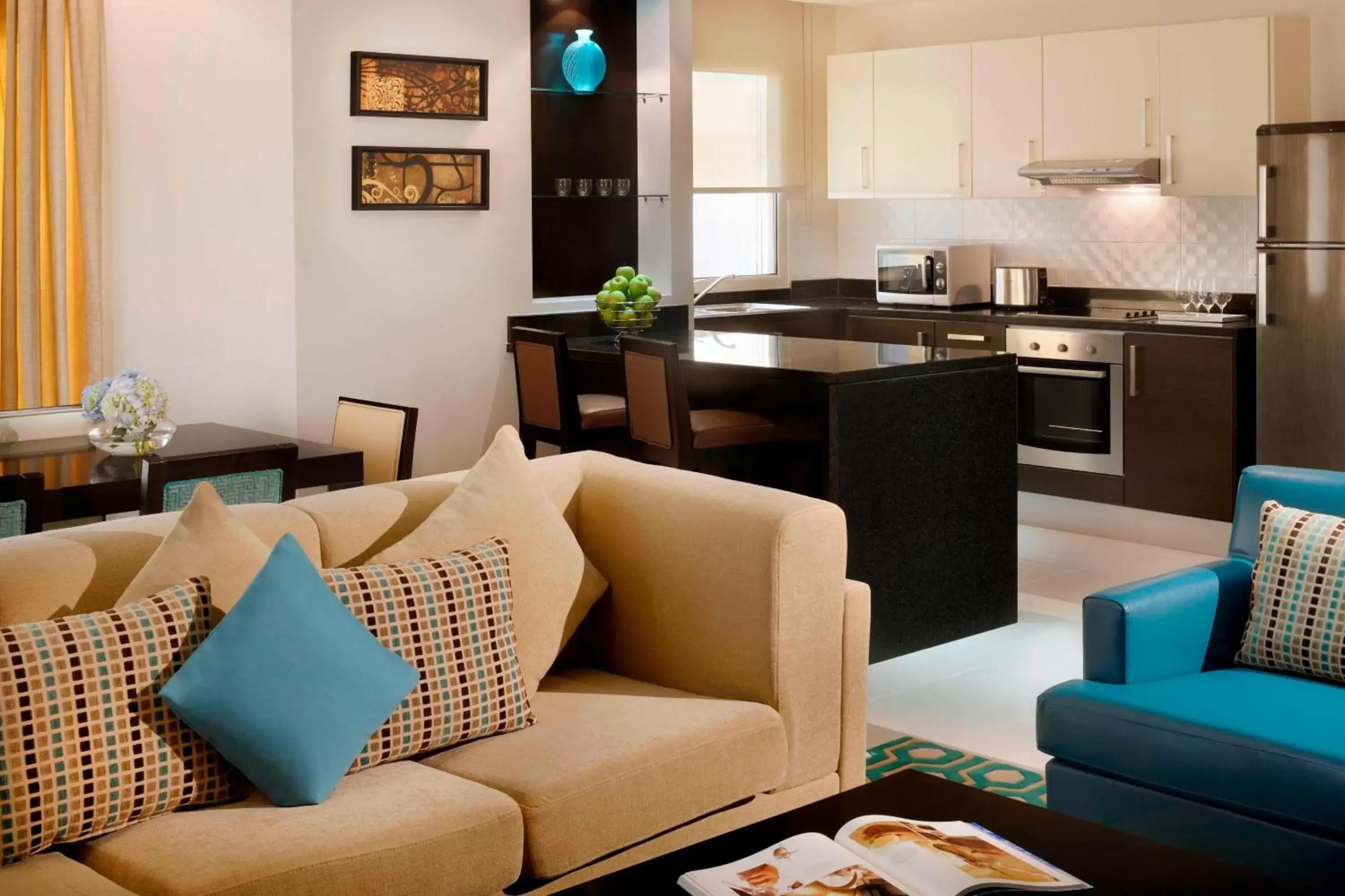 Living room, Seating Area in Residence Inn by Marriott Manama Juffair
