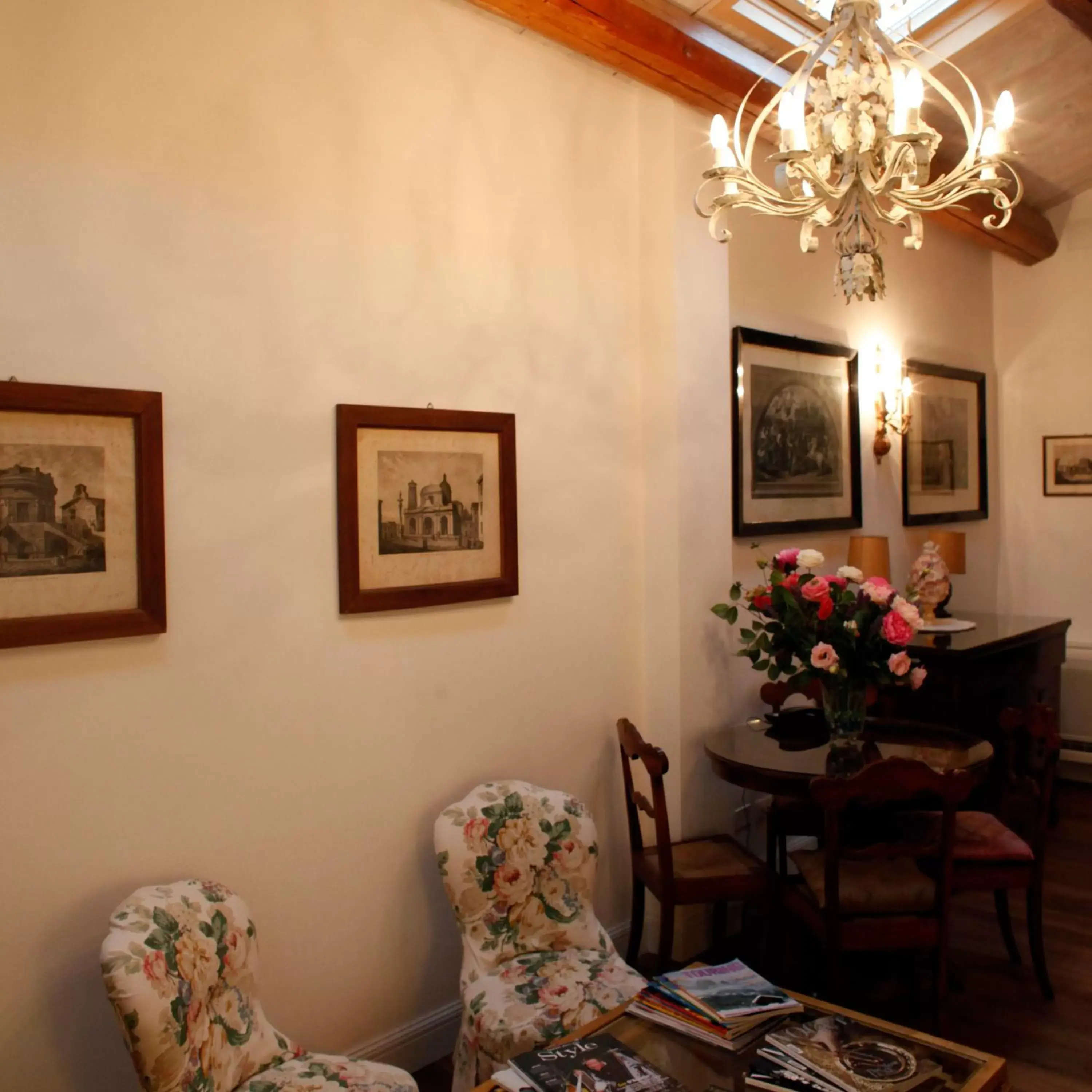 Living room, Seating Area in M Club De Luxe B&B