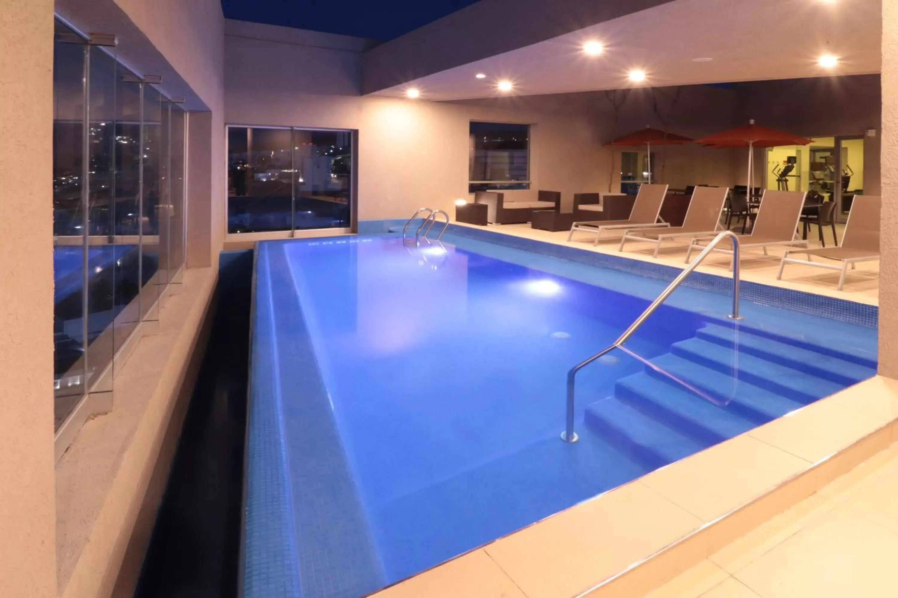 Swimming pool in Staybridge Suites San Luis Potosi by IHG Swimming pool in Staybridge Suites San Luis Potosi by IHG