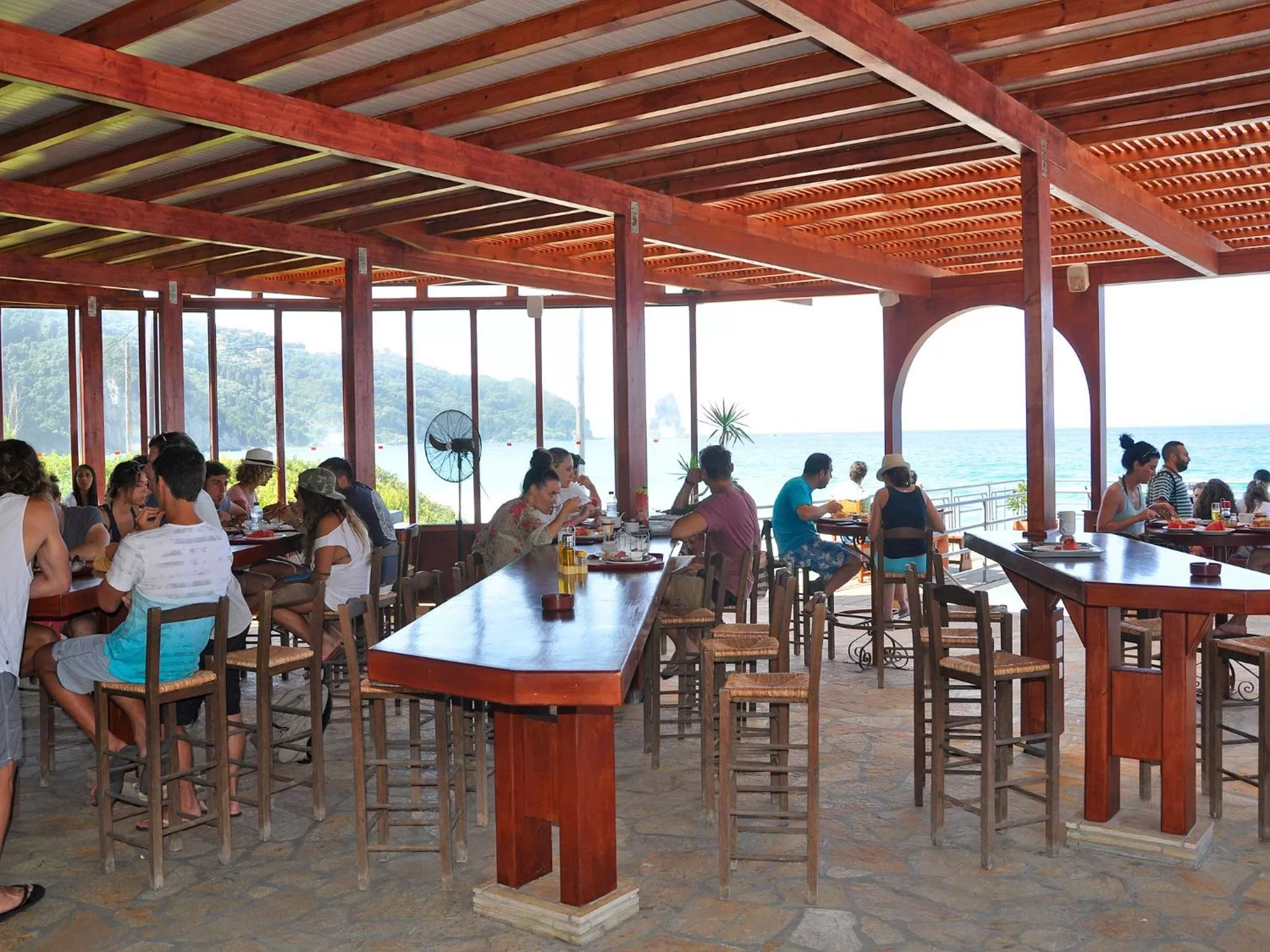 Restaurant/places to eat in Pink Palace Beach Resort