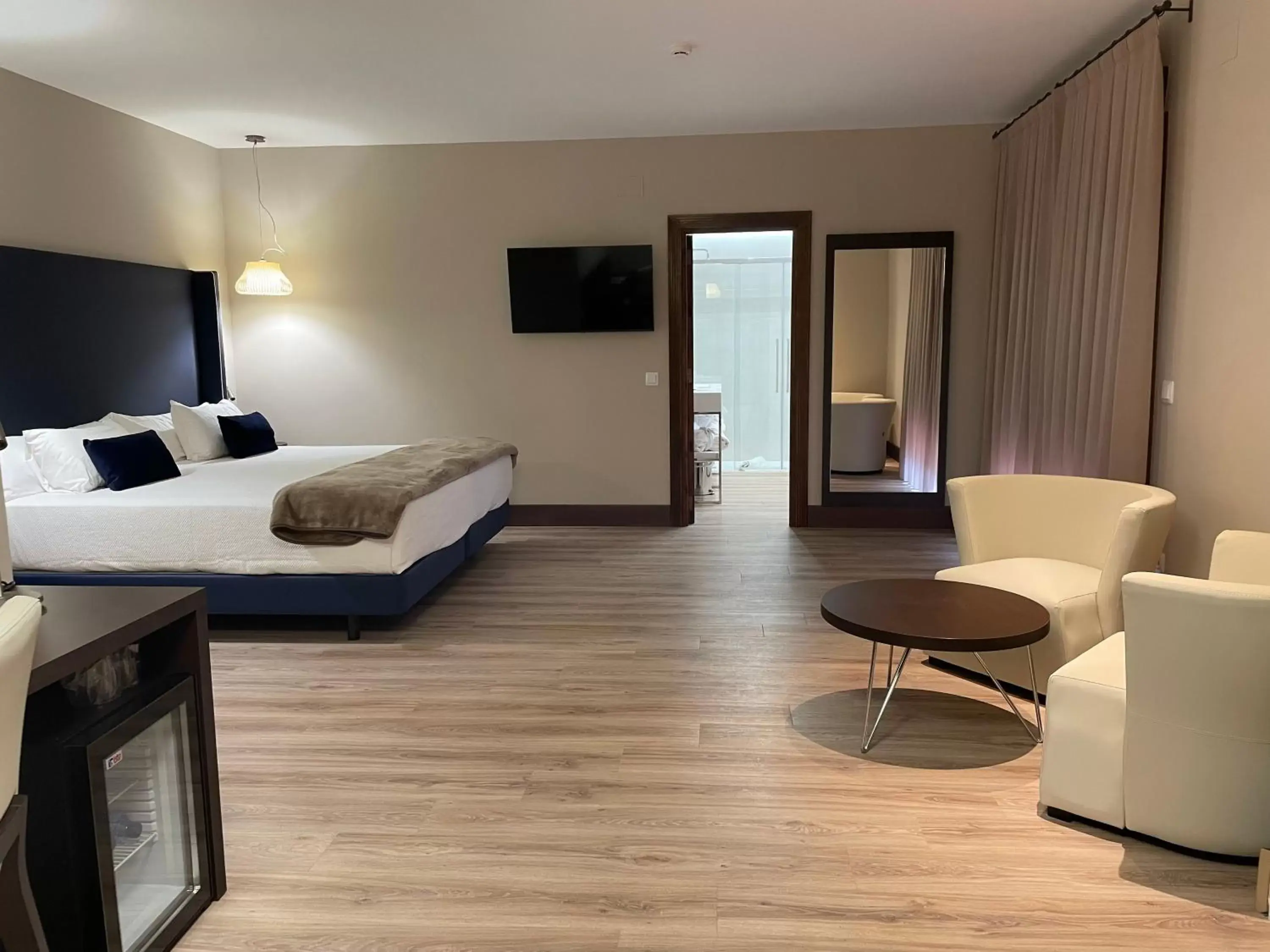 Bedroom, Bed in Hotel Maria Cristina Bedroom, Bed in Hotel Maria Cristina