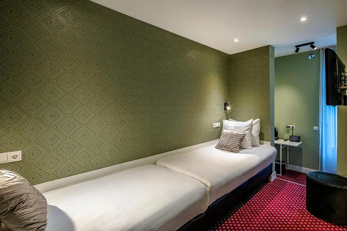 Bed in Hotel Atlantis Amsterdam