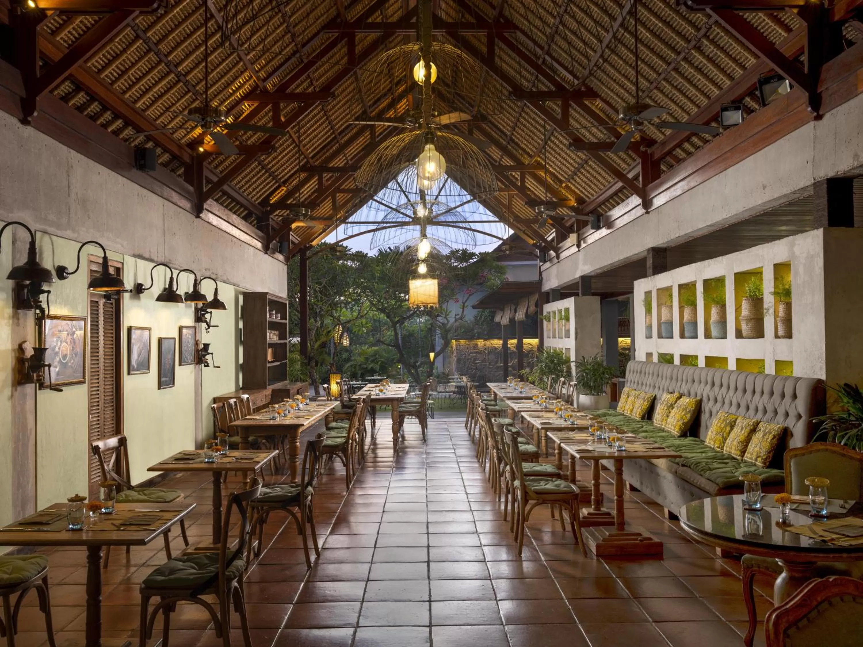 Restaurant/places to eat in Alaya Resort Ubud