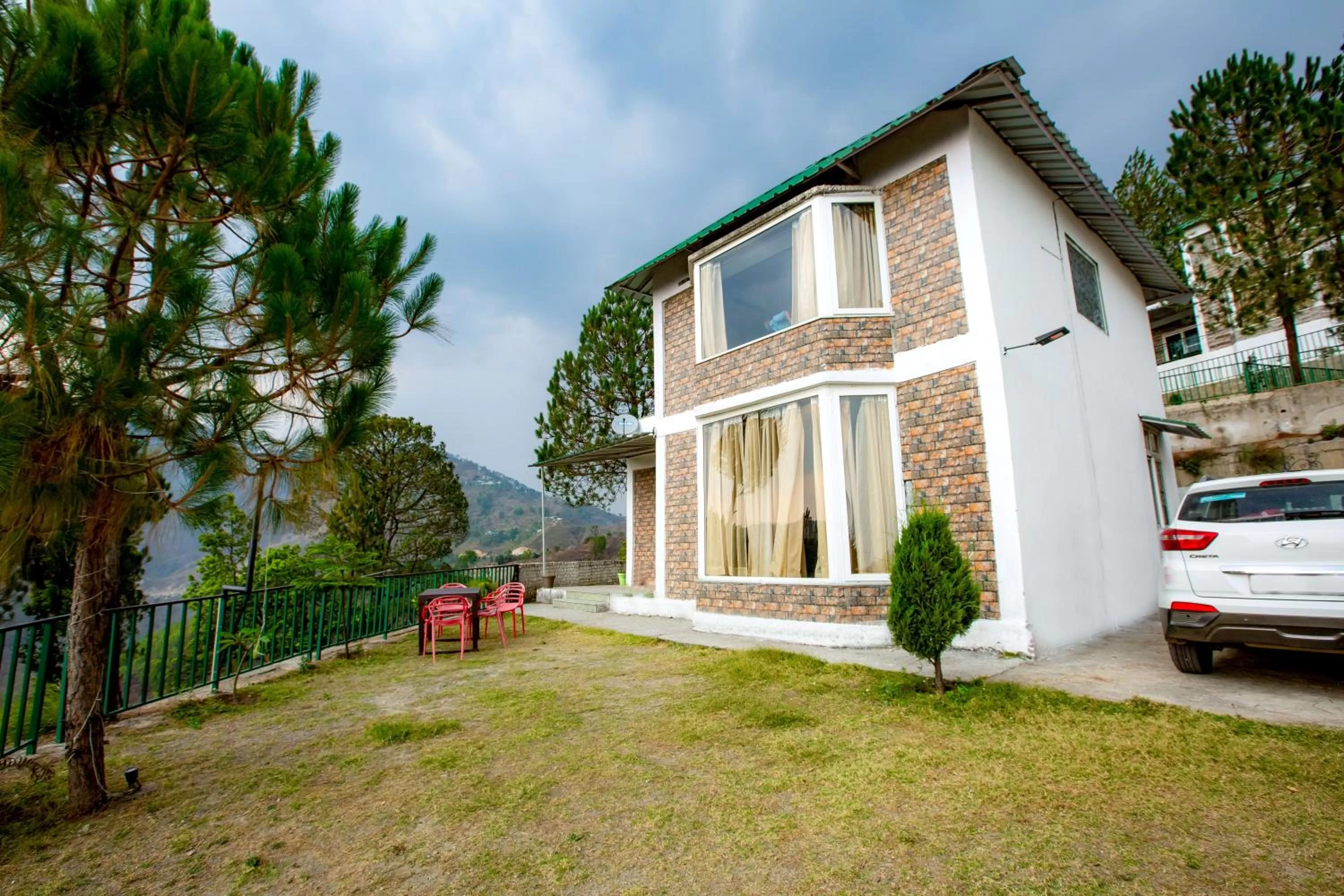 Property Building in Blue Pine Orchards - Villas