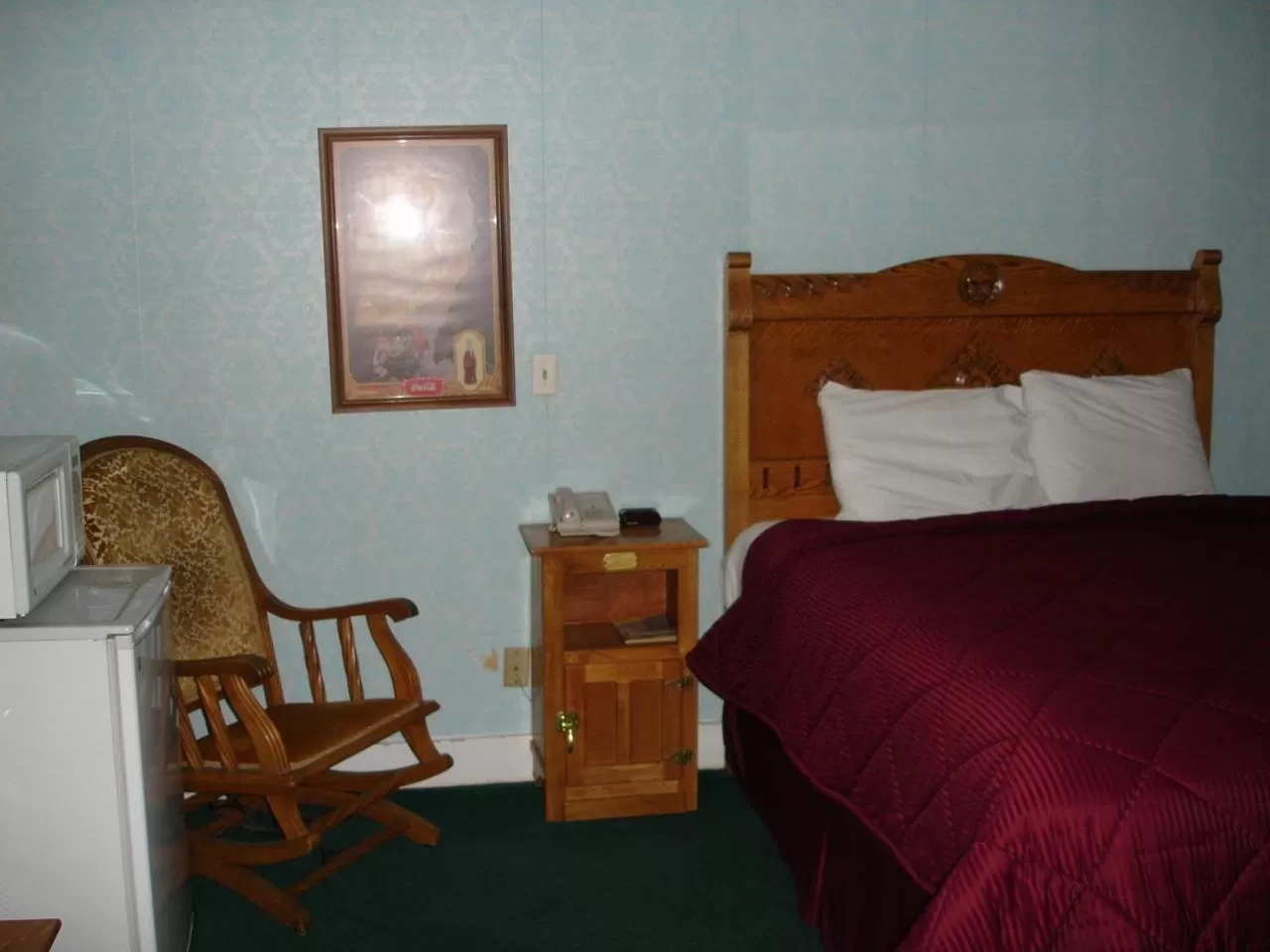 Bed in Georgetown Mountain Inn