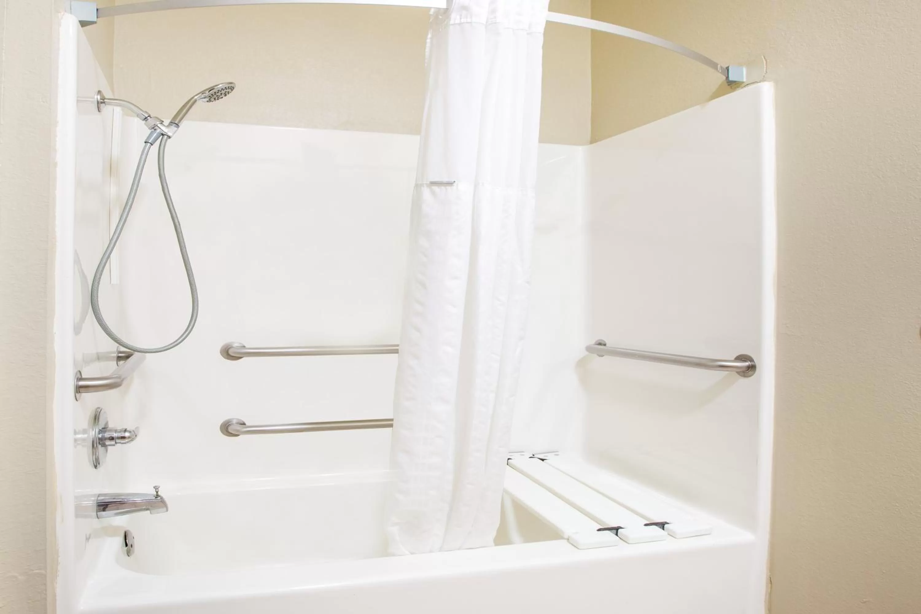 Bathroom in Super 8 by Wyndham Port Arthur/Nederland Area