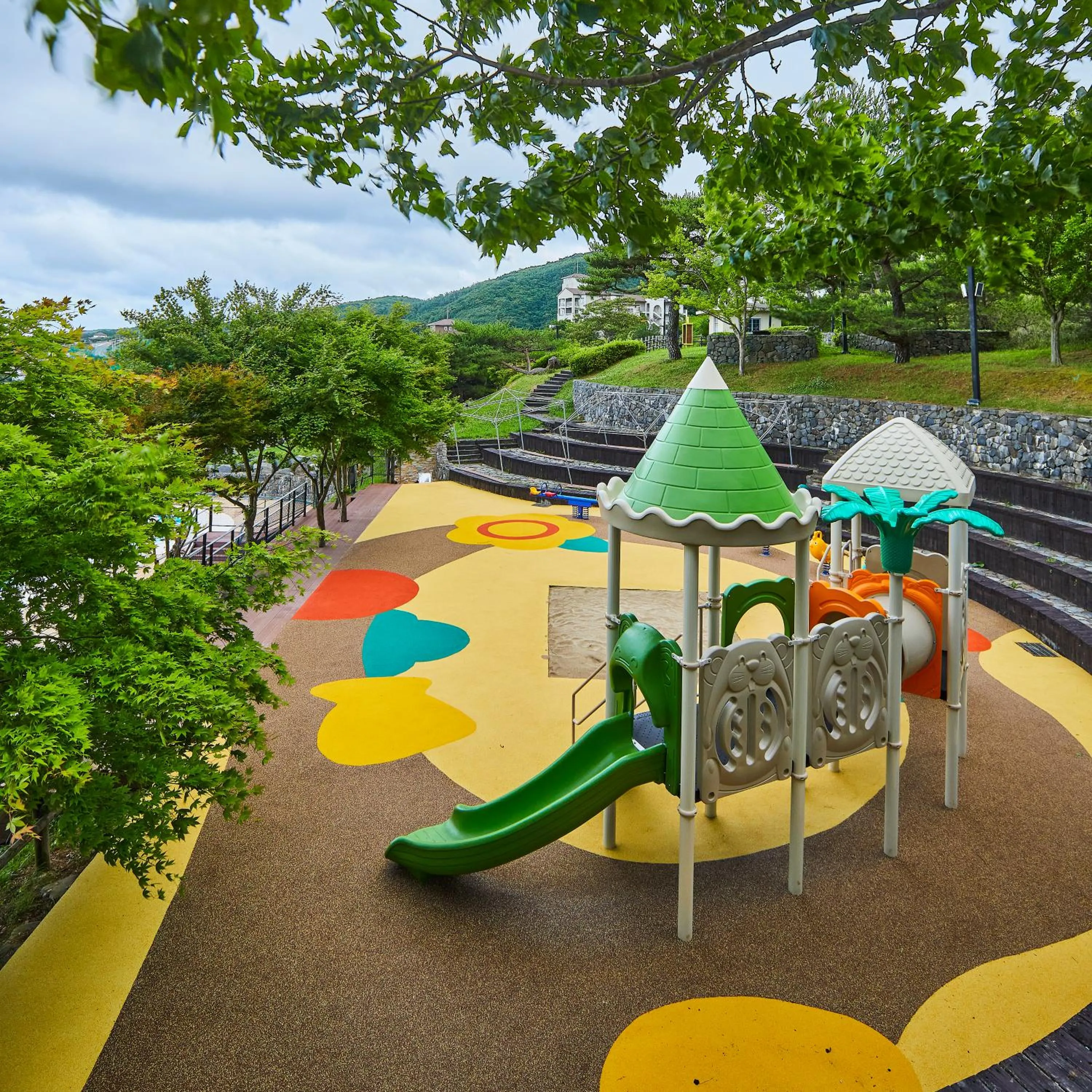 Children play ground in Gyeongju Mauna Ocean Resort
