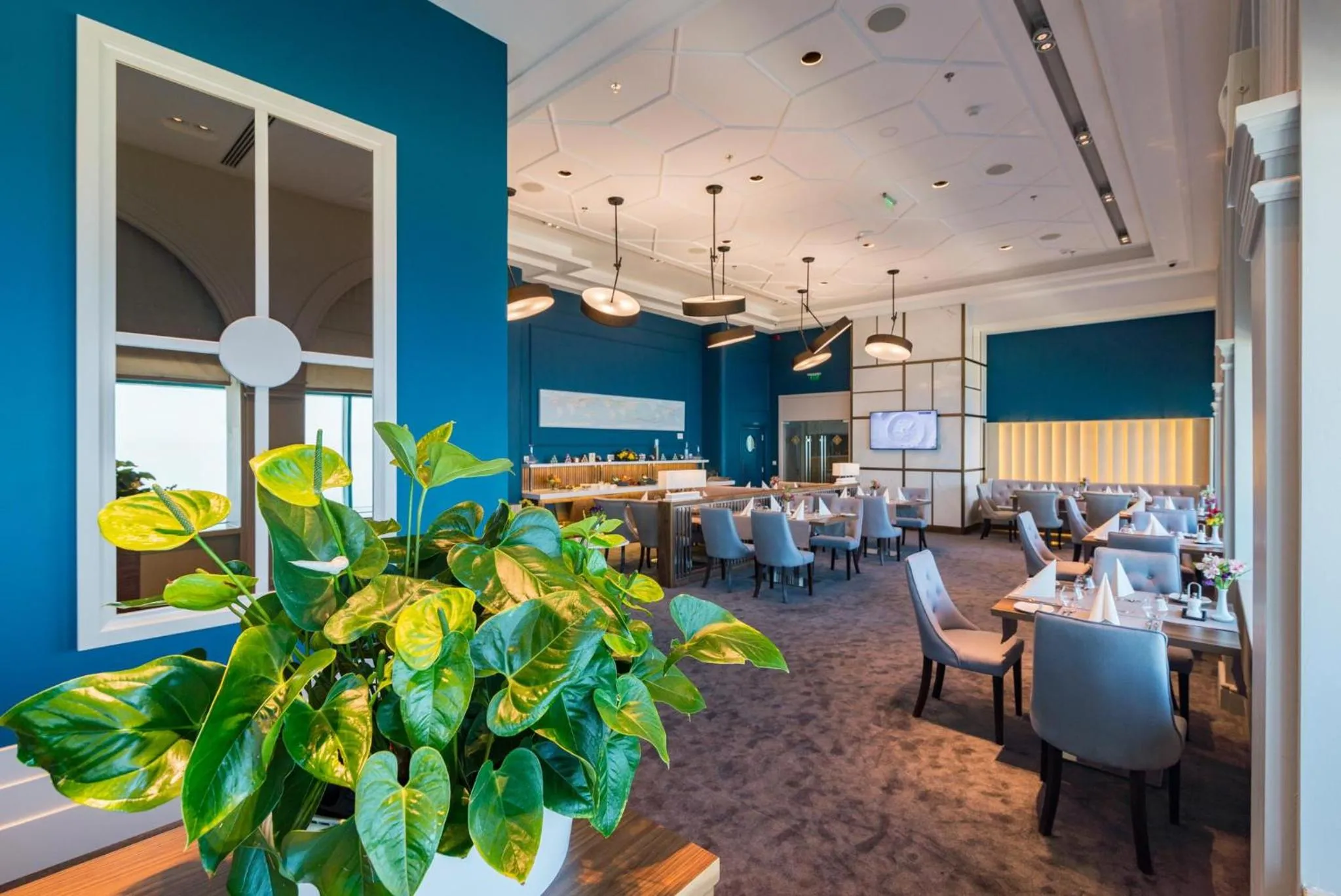 Restaurant/places to eat in International Hotel Casino & Tower Suites