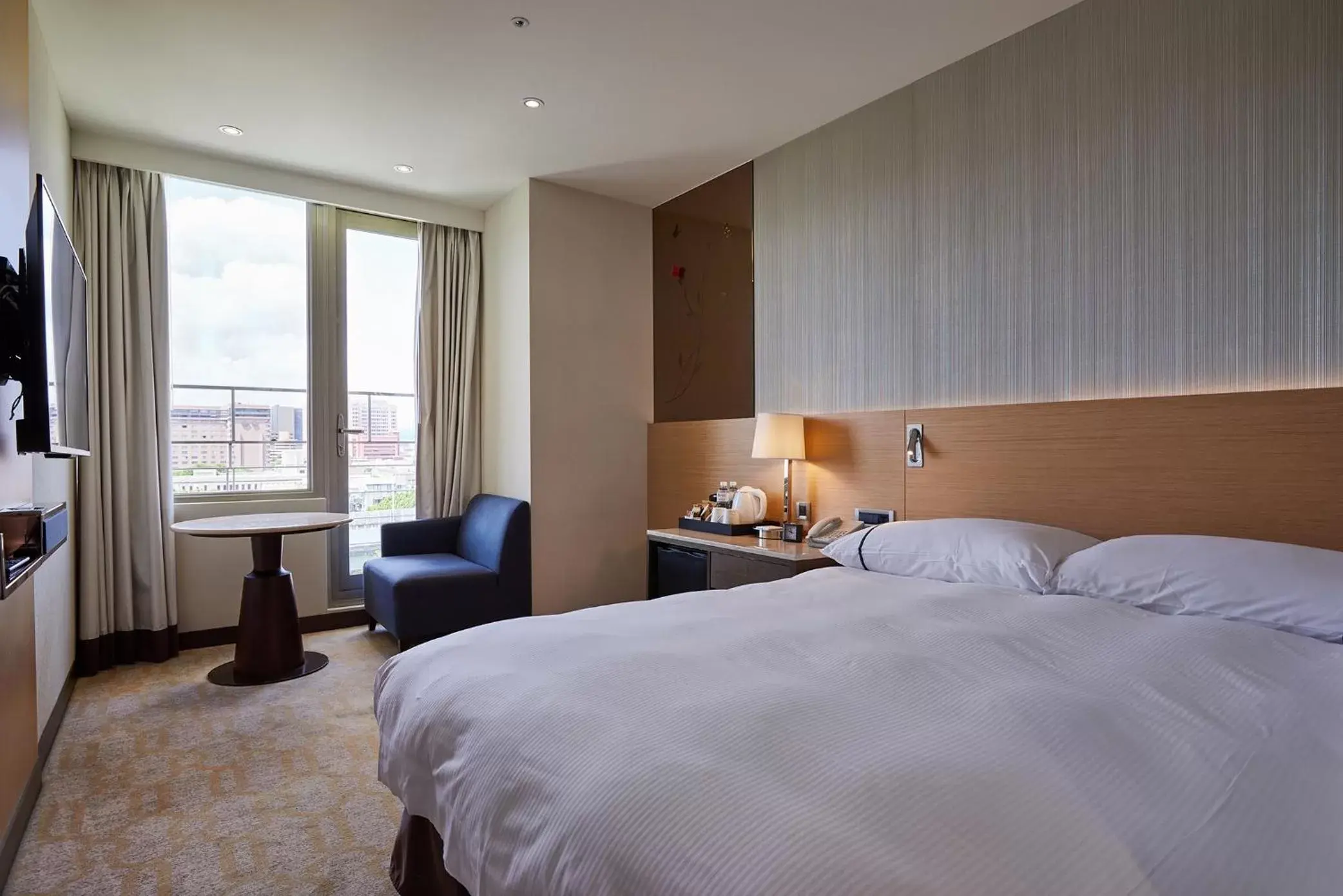 Photo of the whole room, Bed in K Hotel Tianjin