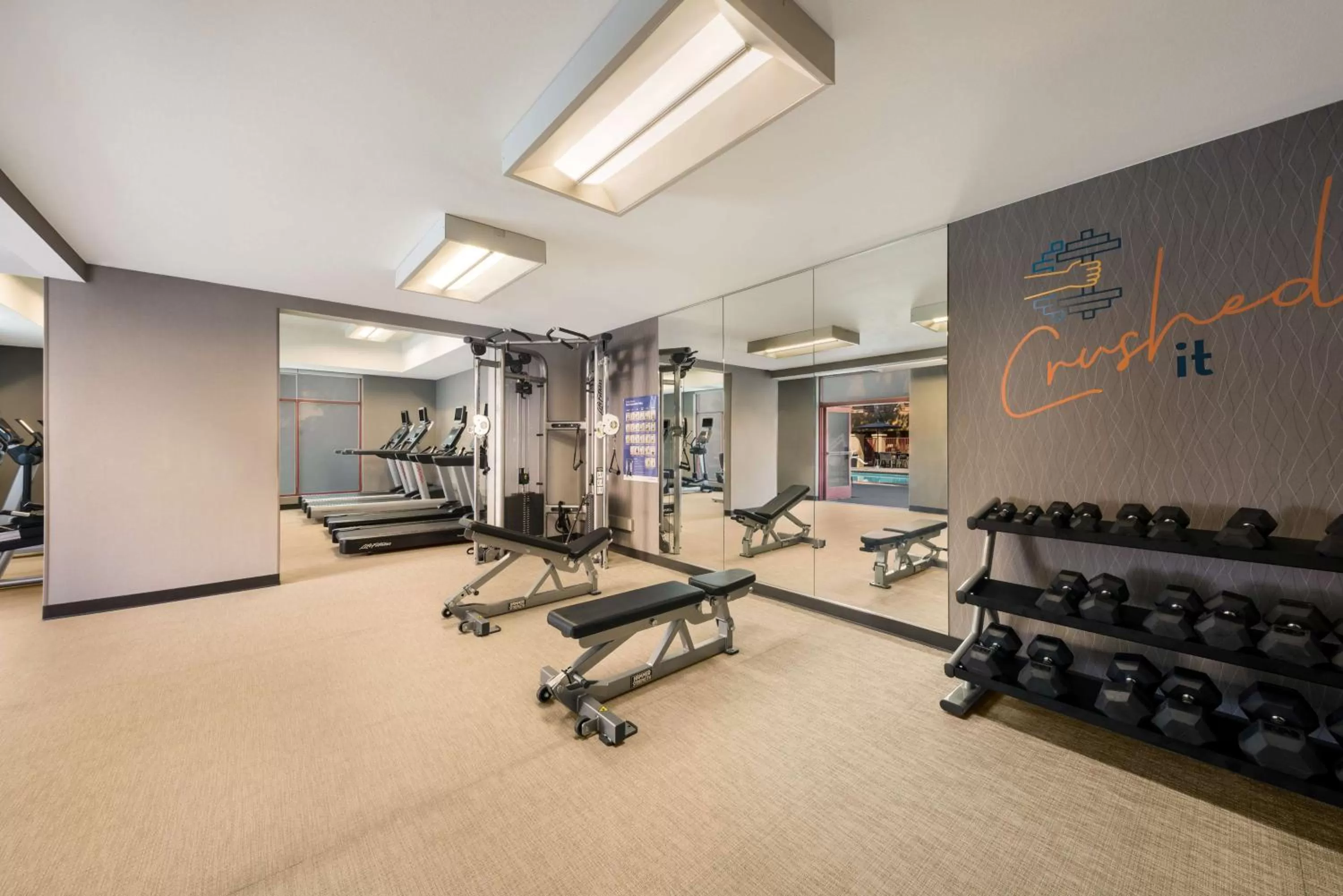 Fitness centre/facilities in Sonesta Select San Jose Airport
