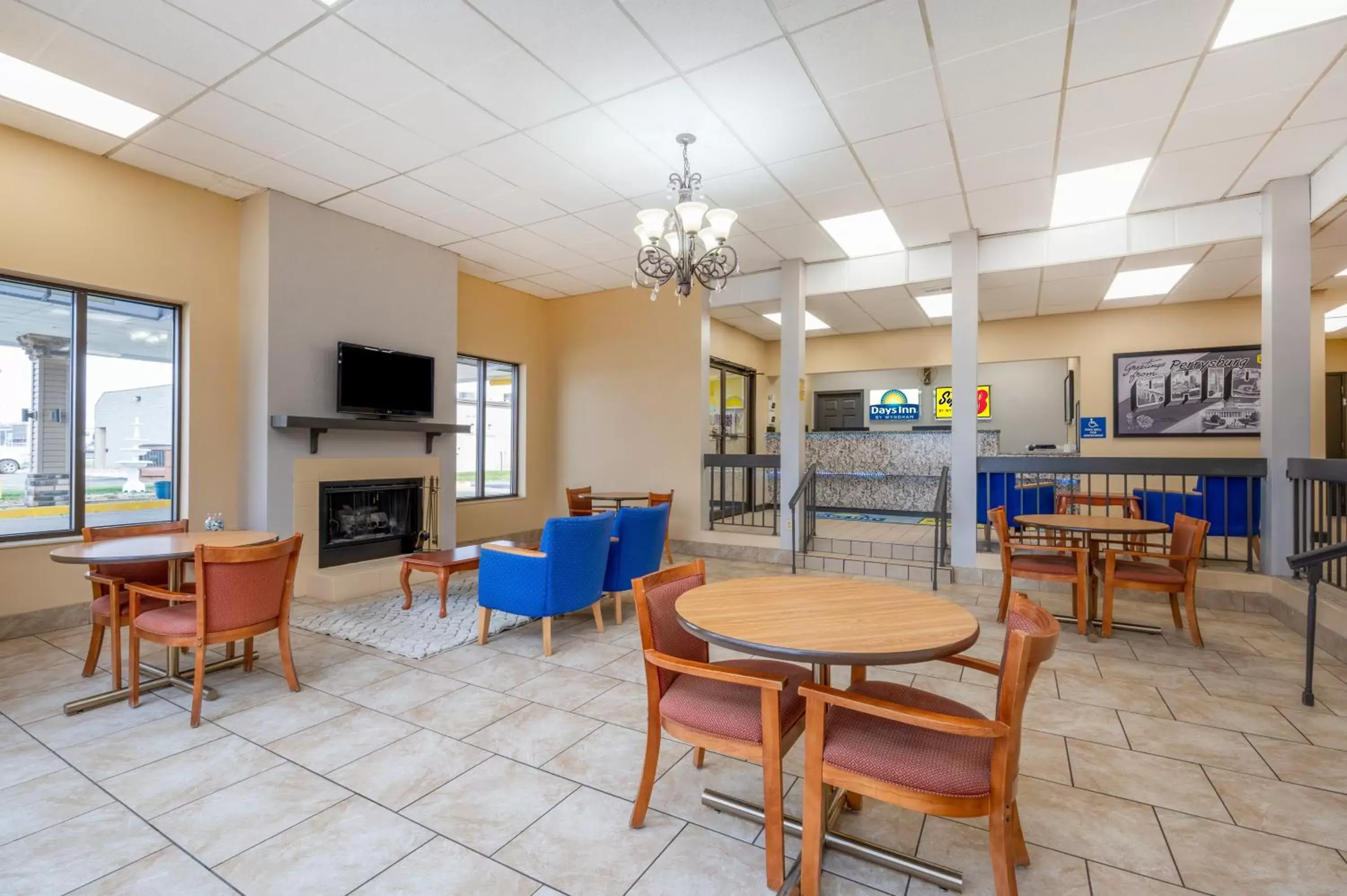 Seating area in Days Inn by Wyndham Perrysburg Toledo