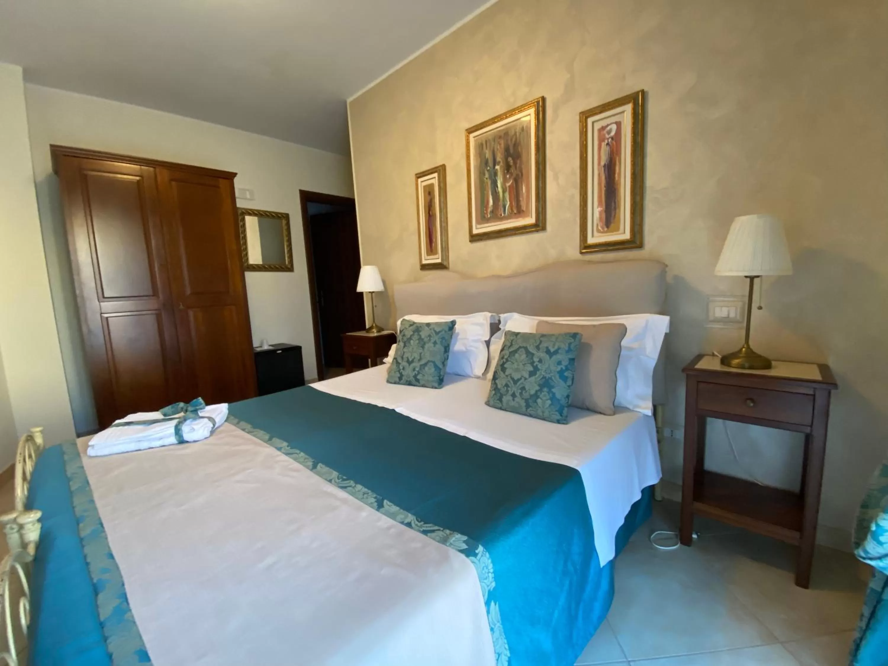 Bed in B&B MareAgrò