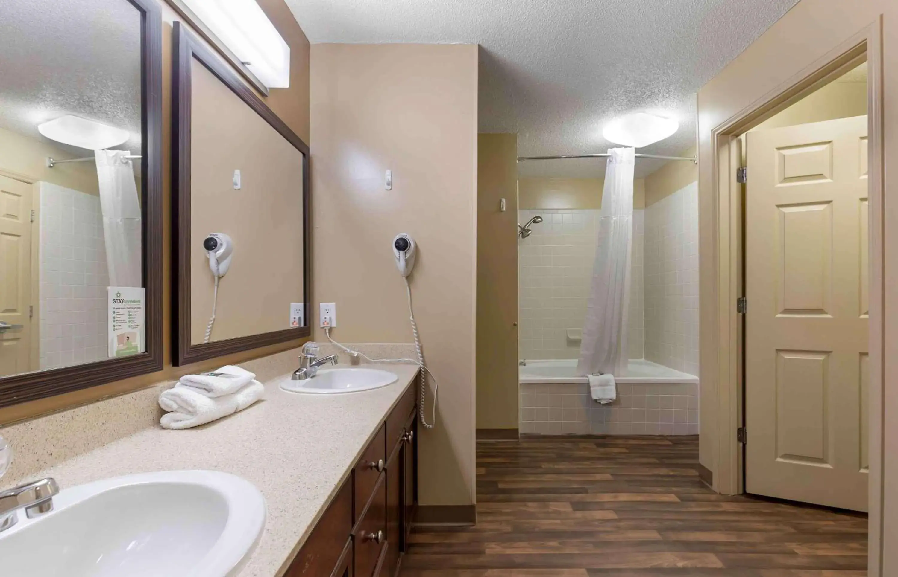 Bathroom in Extended Stay America Suites - Raleigh - RTP - 4919 Miami Blvd