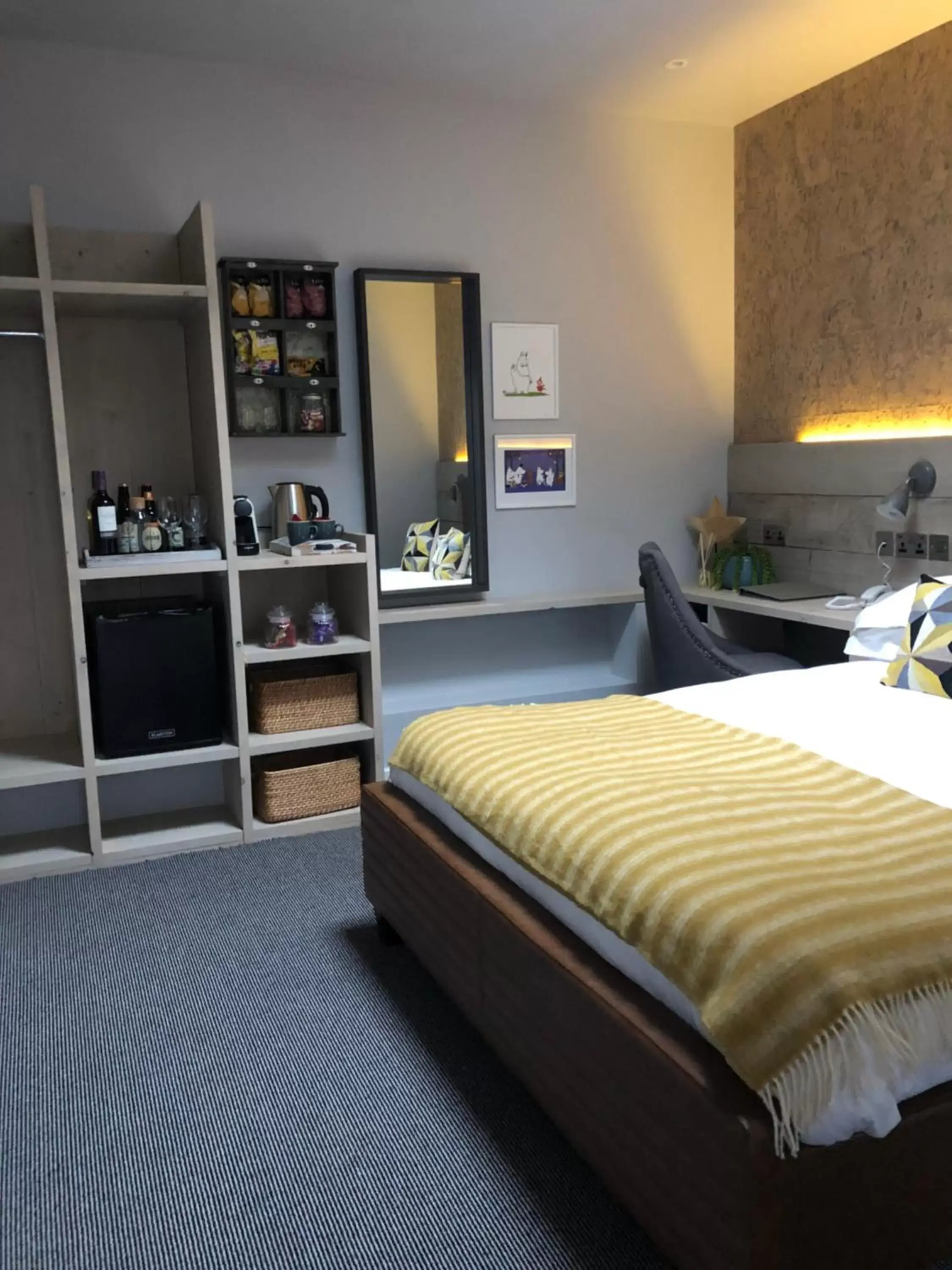 Photo of the whole room, Bed in Jorvik House Photo of the whole room, Bed in Jorvik House