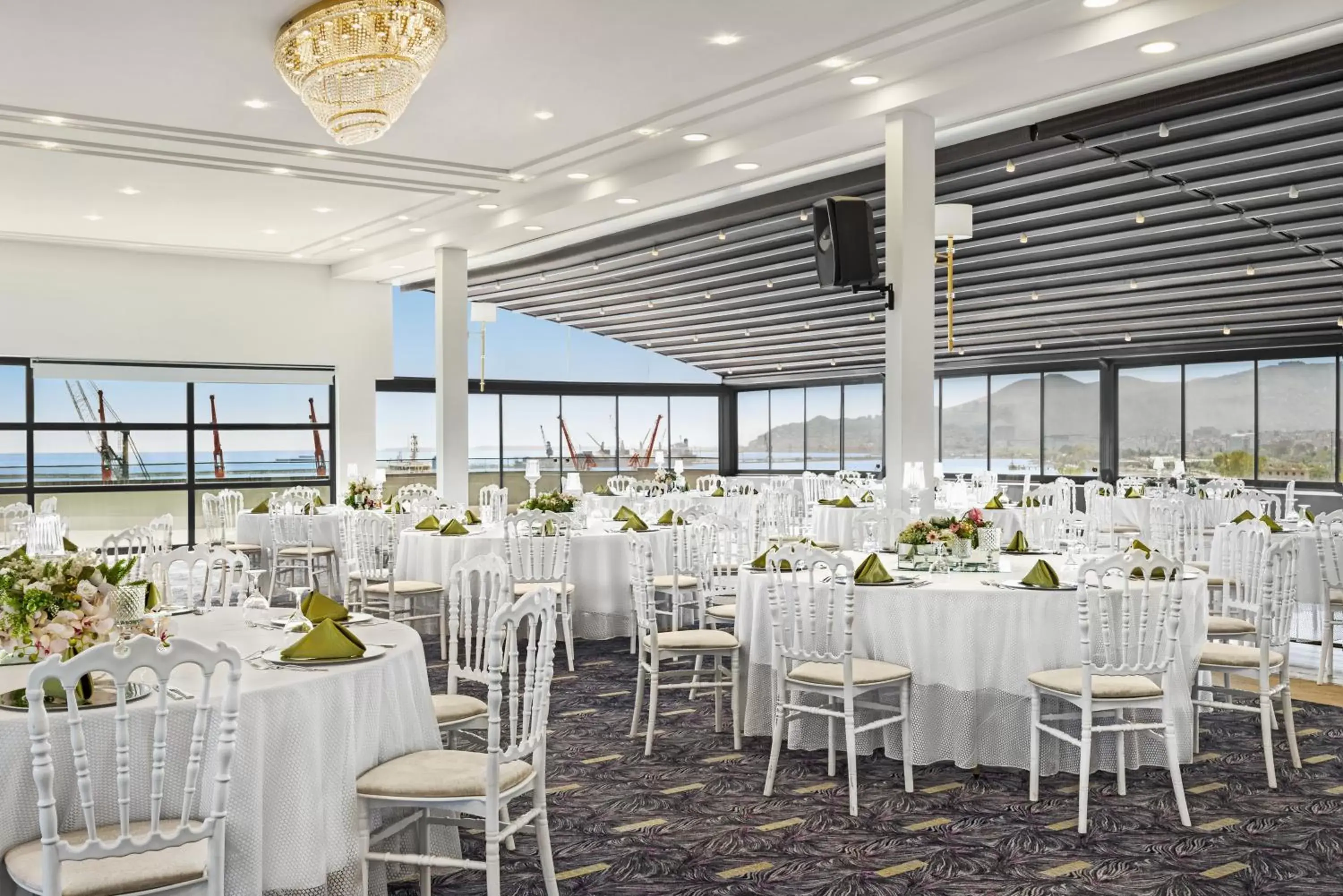 Restaurant/places to eat in Ramada Plaza by Wyndham Samsun Restaurant/places to eat in Ramada Plaza by Wyndham Samsun