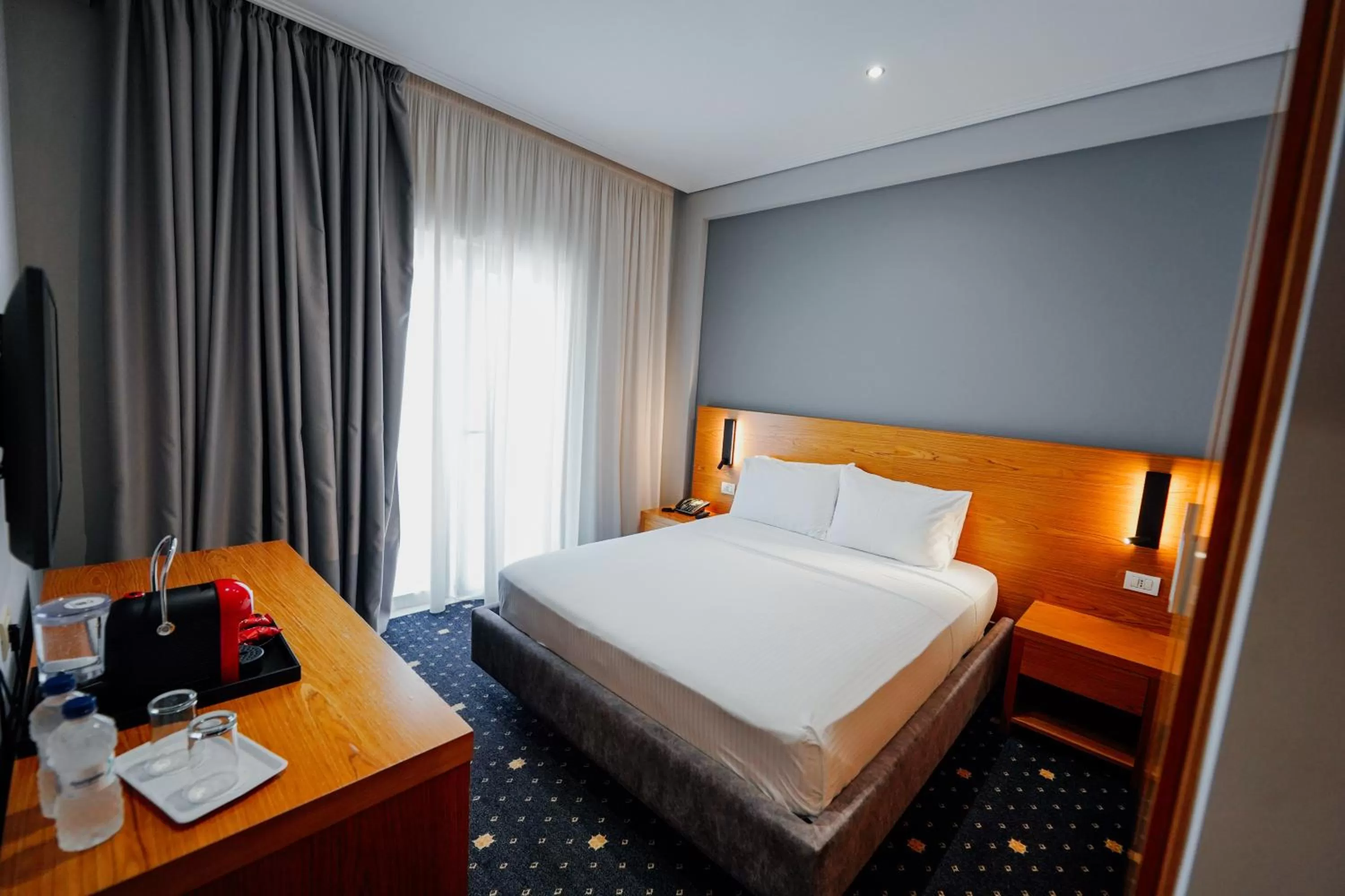 Family Room with Balcony in Hotel Agimi