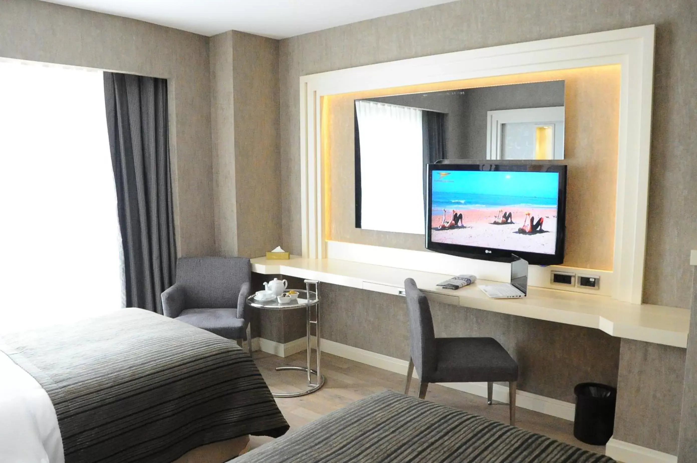 TV and multimedia, Bed in Limak Eurasia Luxury Hotel