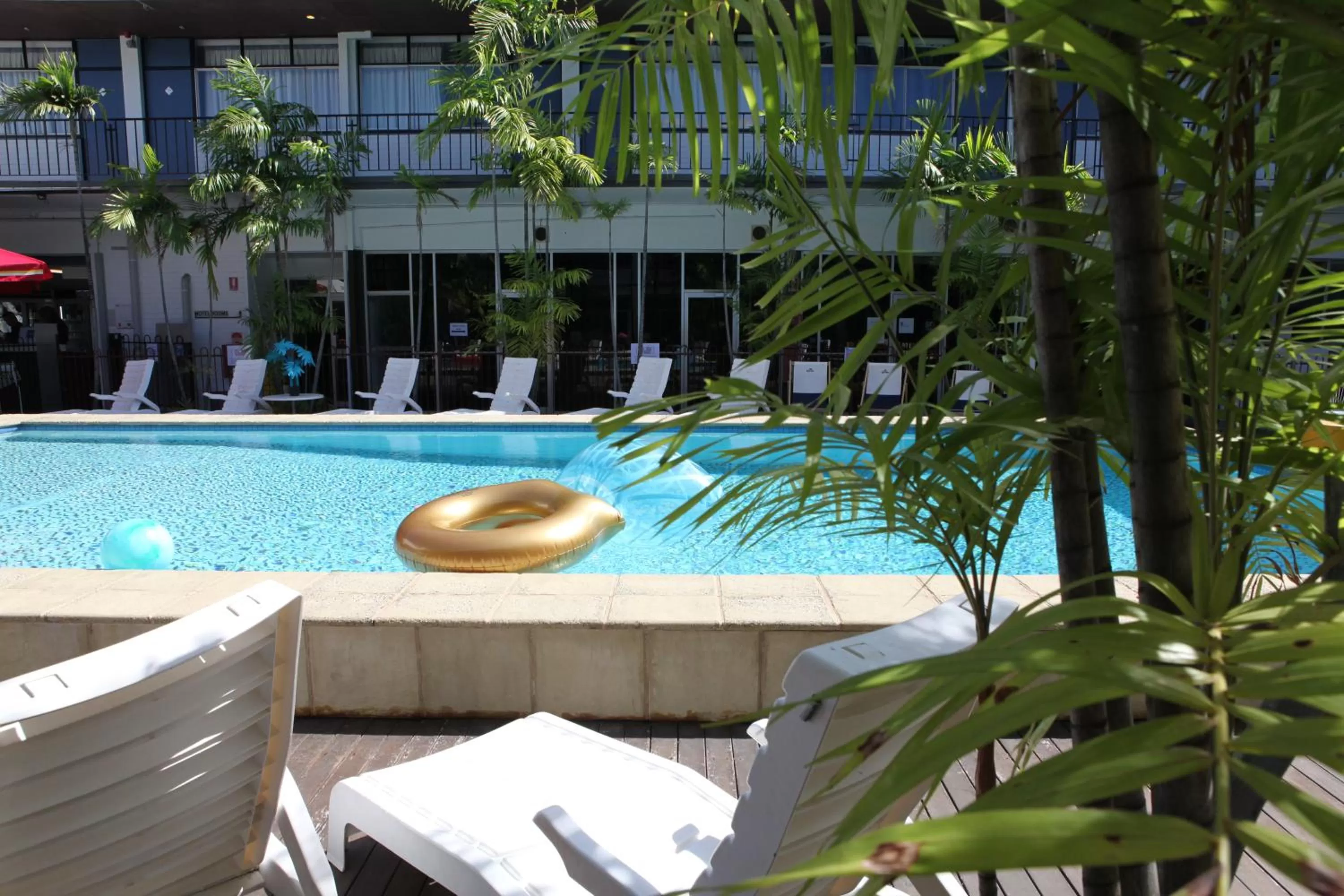 Pool view in The Cavenagh