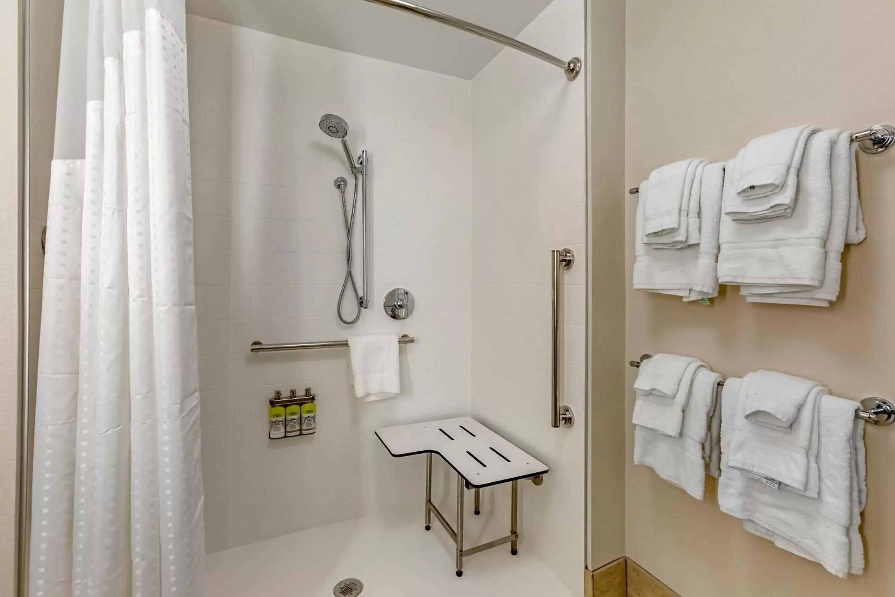 Bathroom in Holiday Inn Express & Suites - Phoenix Dwtn - State Capitol, an IHG Hotel