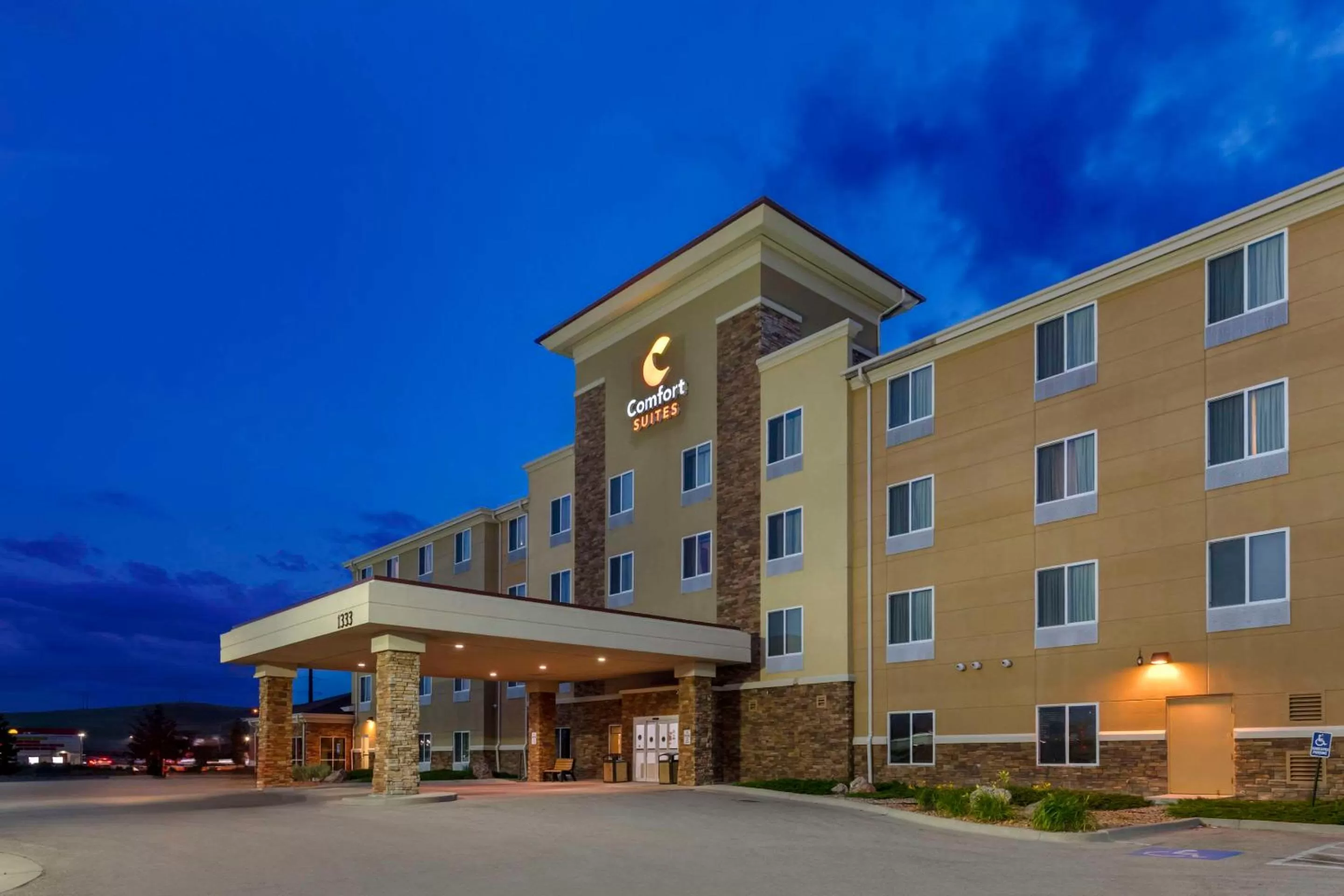 Property building in Comfort Suites Conference Center Rapid City