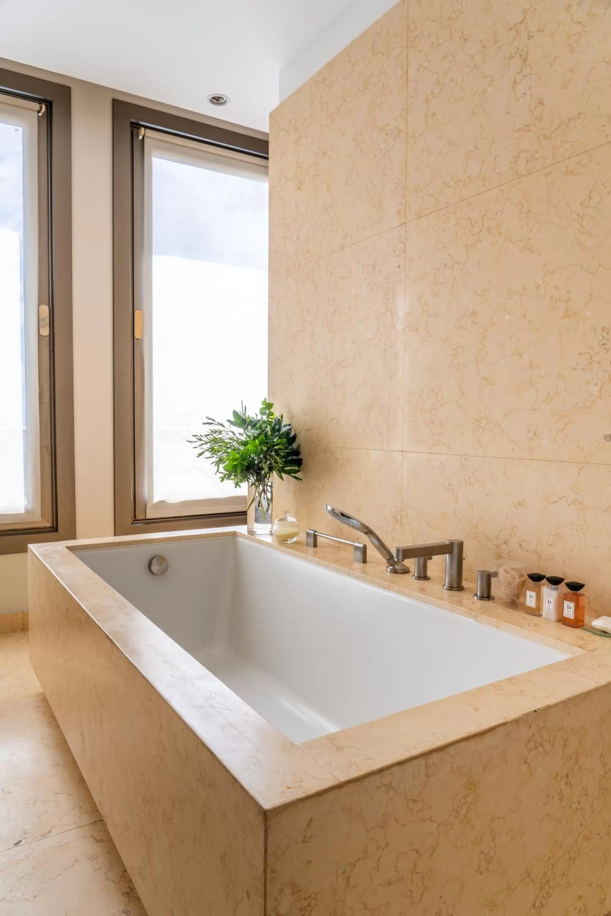 Bathroom in Palacio Duhau - Park Hyatt Buenos Aires