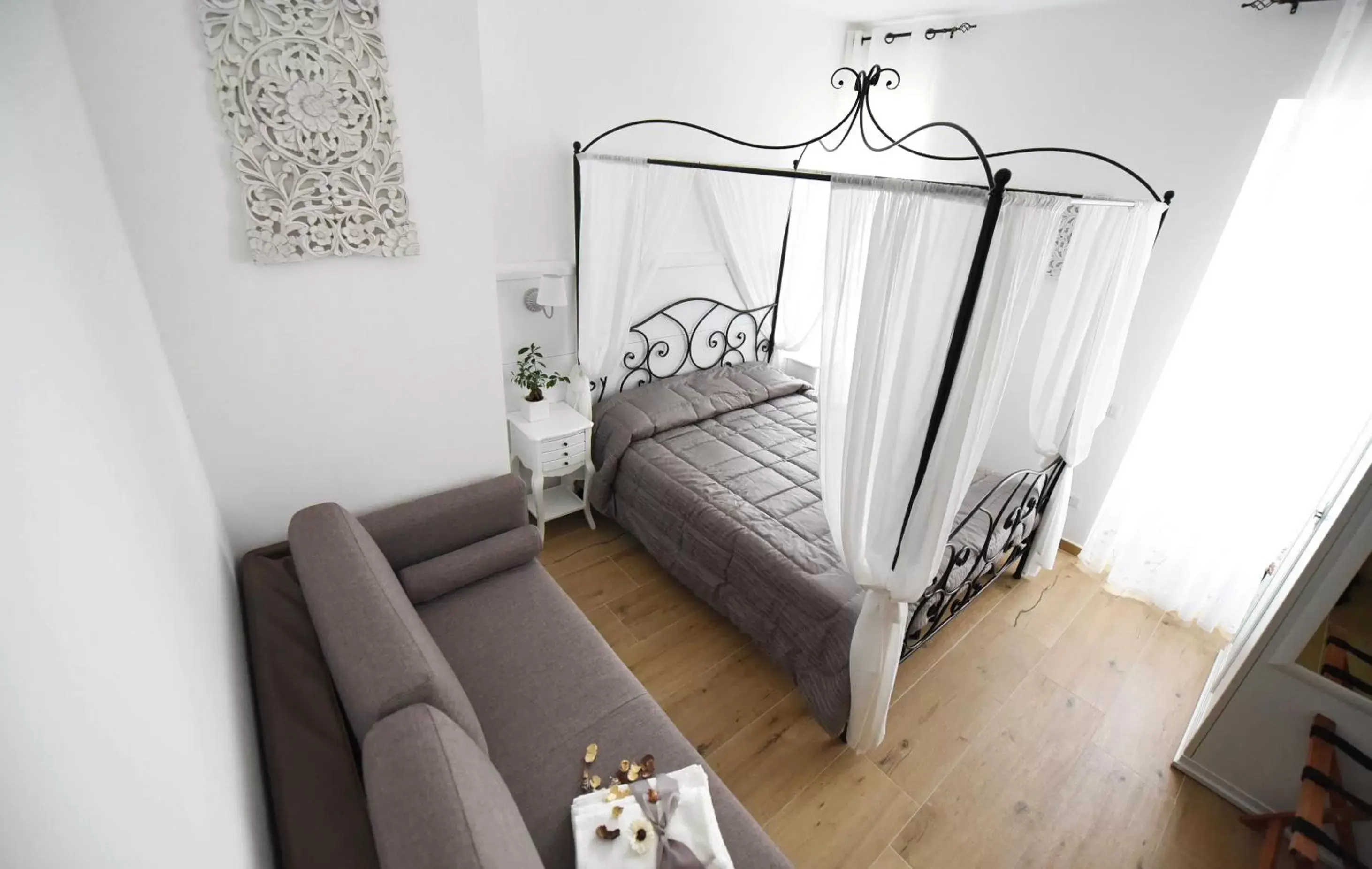 Bedroom, Seating Area in BeB Pignatelli Affittacamere