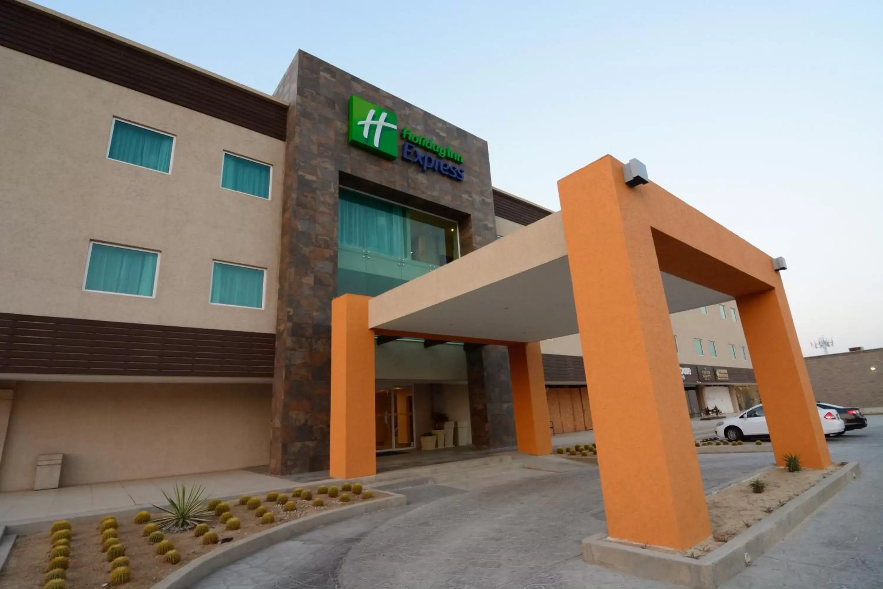 Property Building in Holiday Inn Express Cabo San Lucas, an IHG Hotel