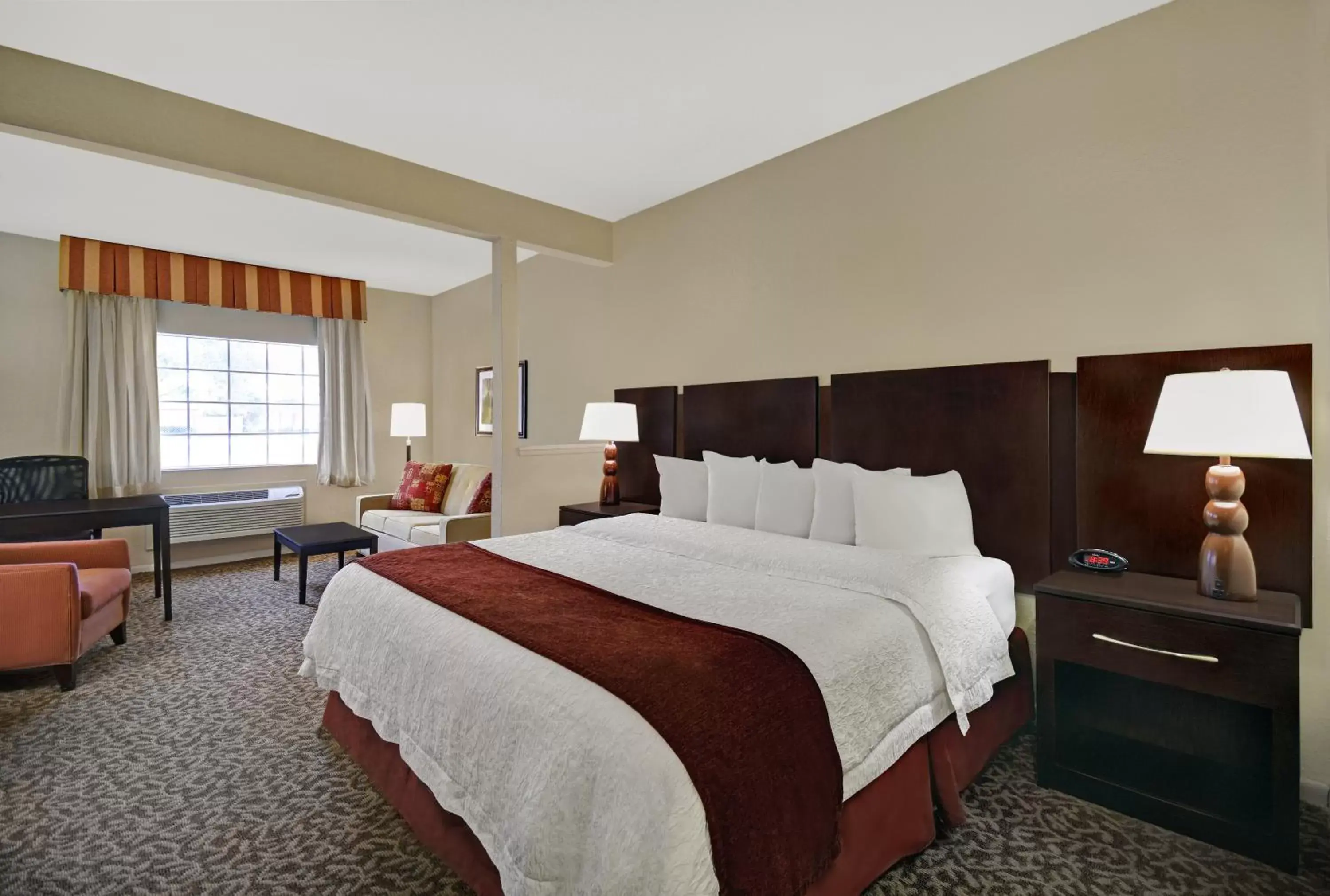 Photo of the whole room, Bed in Baymont by Wyndham Houston/Westchase
