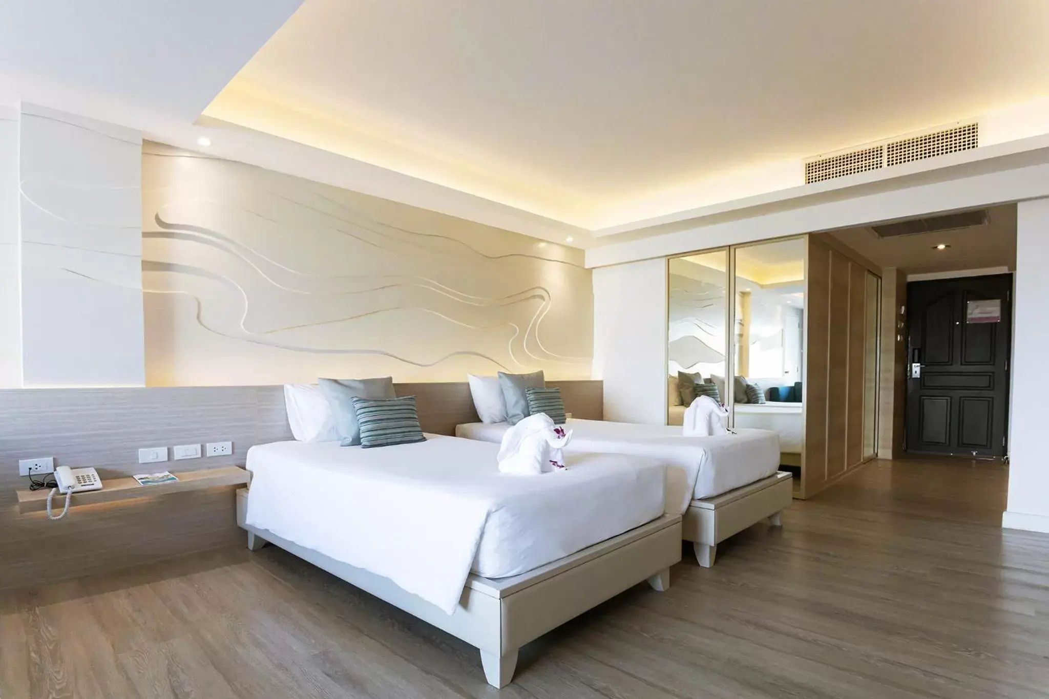 Bed in Methavalai Hotel Bed in Methavalai Hotel