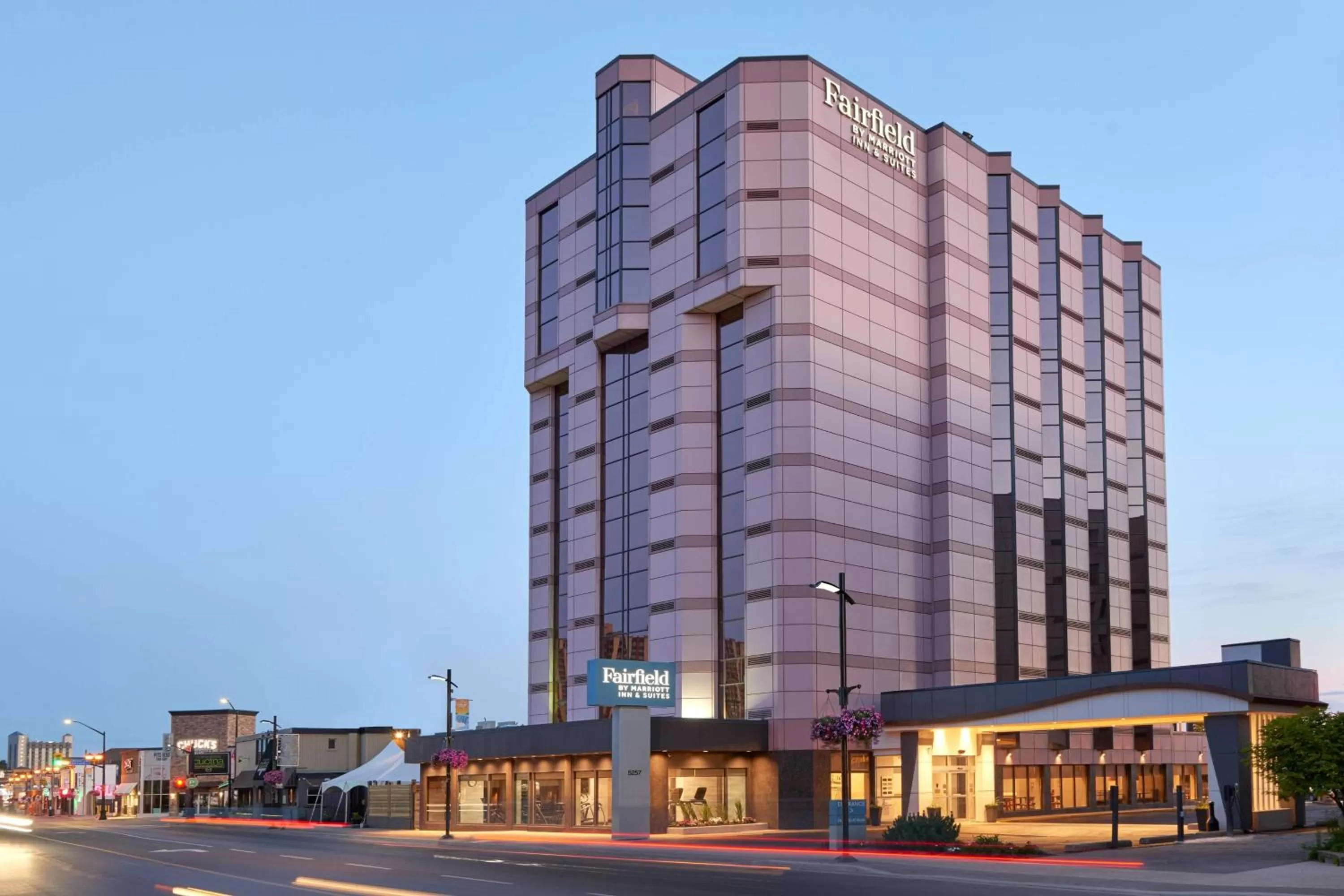 Property building in Fairfield by Marriott Niagara Falls, Canada