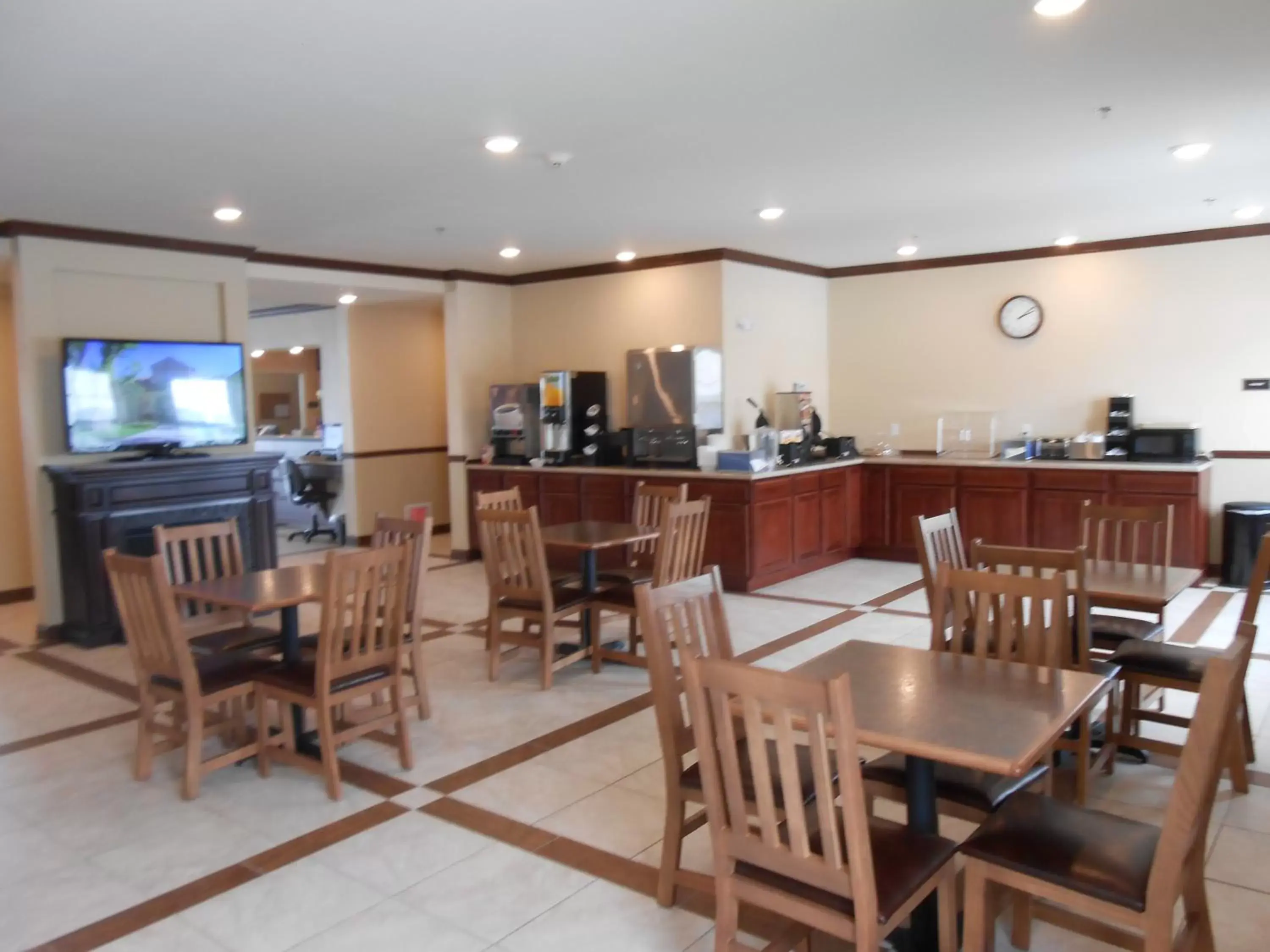 Restaurant/places to eat in Sierra Inn Minot Restaurant/places to eat in Sierra Inn Minot