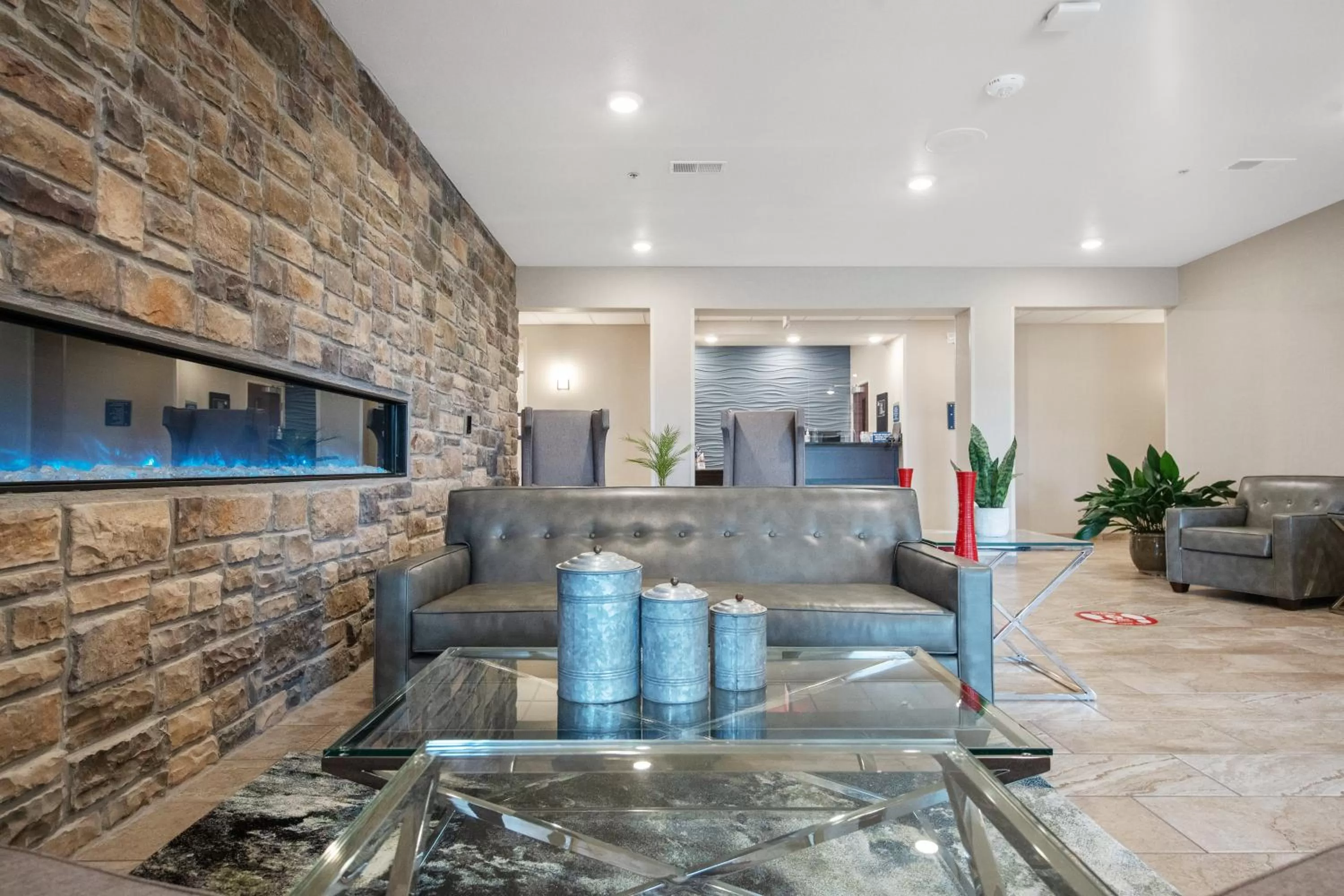 Lobby or reception in Cobblestone Hotel & Suites - Austin
