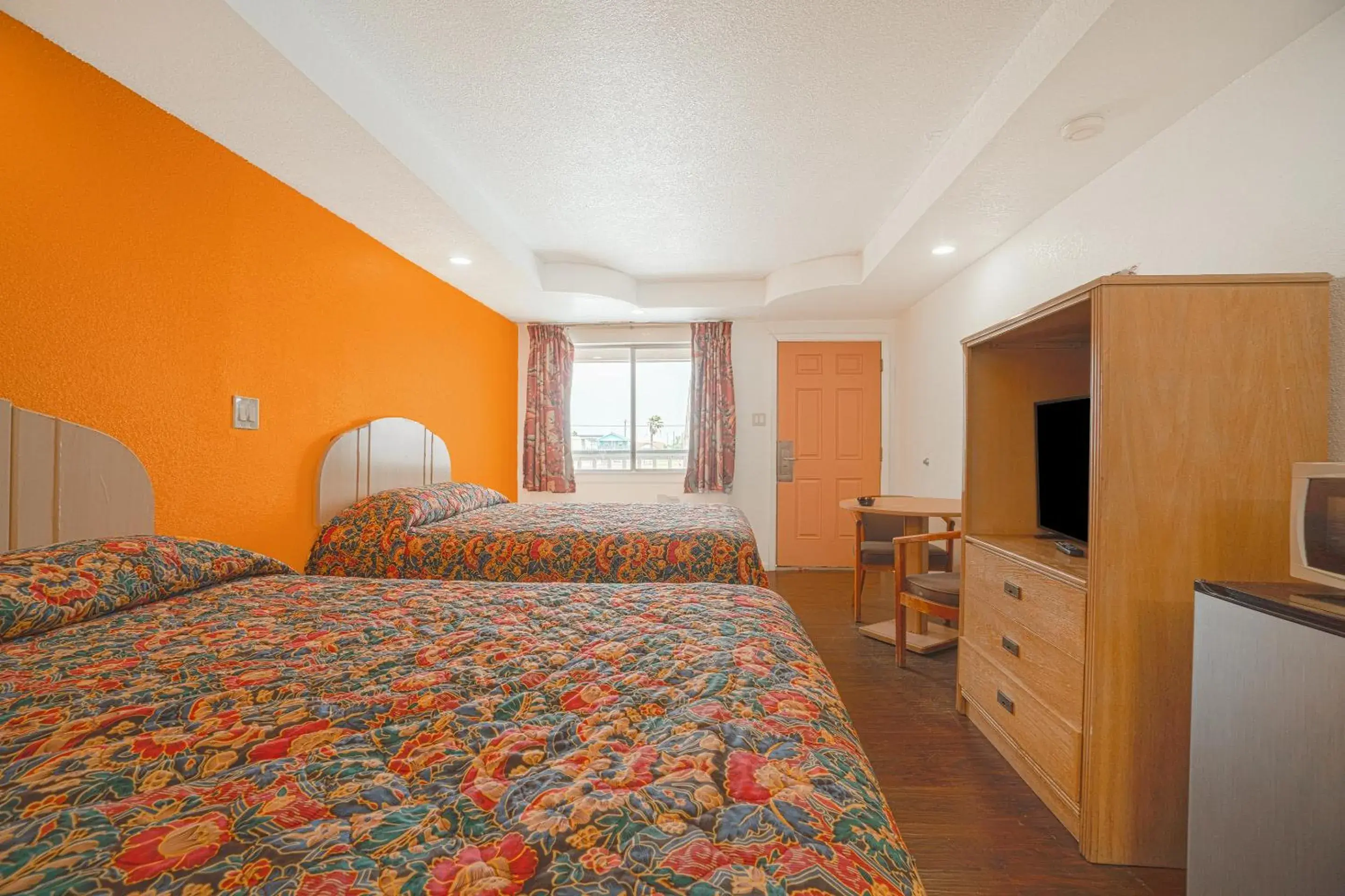 Bedroom in Budget Inn By OYO Corpus Christi Beach