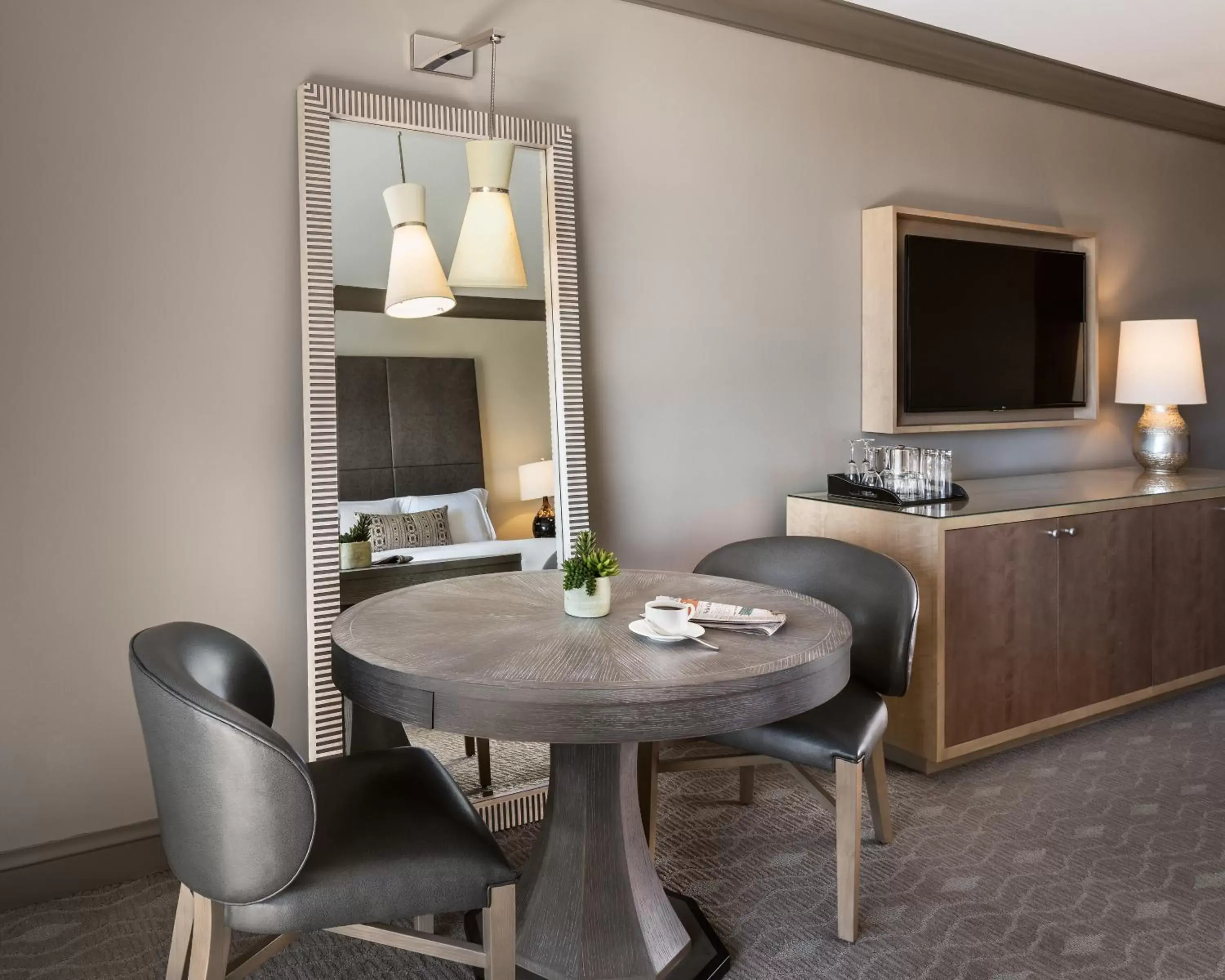 Spacious, Guest room, 2 Queen, No view in The Phoenician, a Luxury Collection Resort, Scottsdale Spacious, Guest room, 2 Queen, No view in The Phoenician, a Luxury Collection Resort, Scottsdale