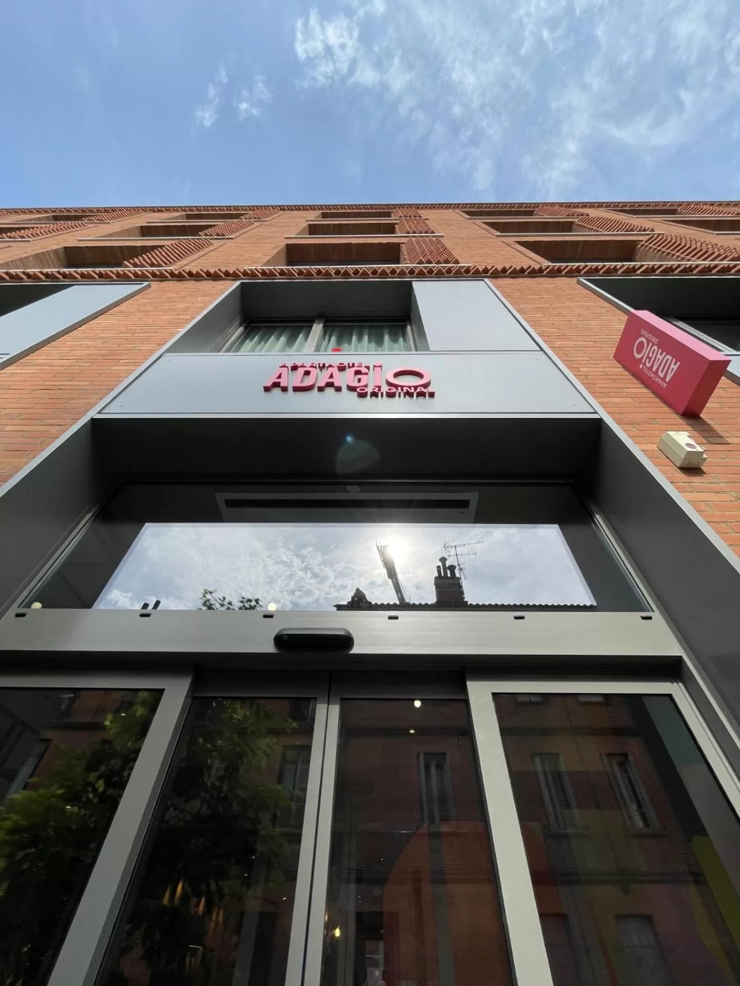 Property building in Aparthotel Adagio Original Toulouse Centre La Grave