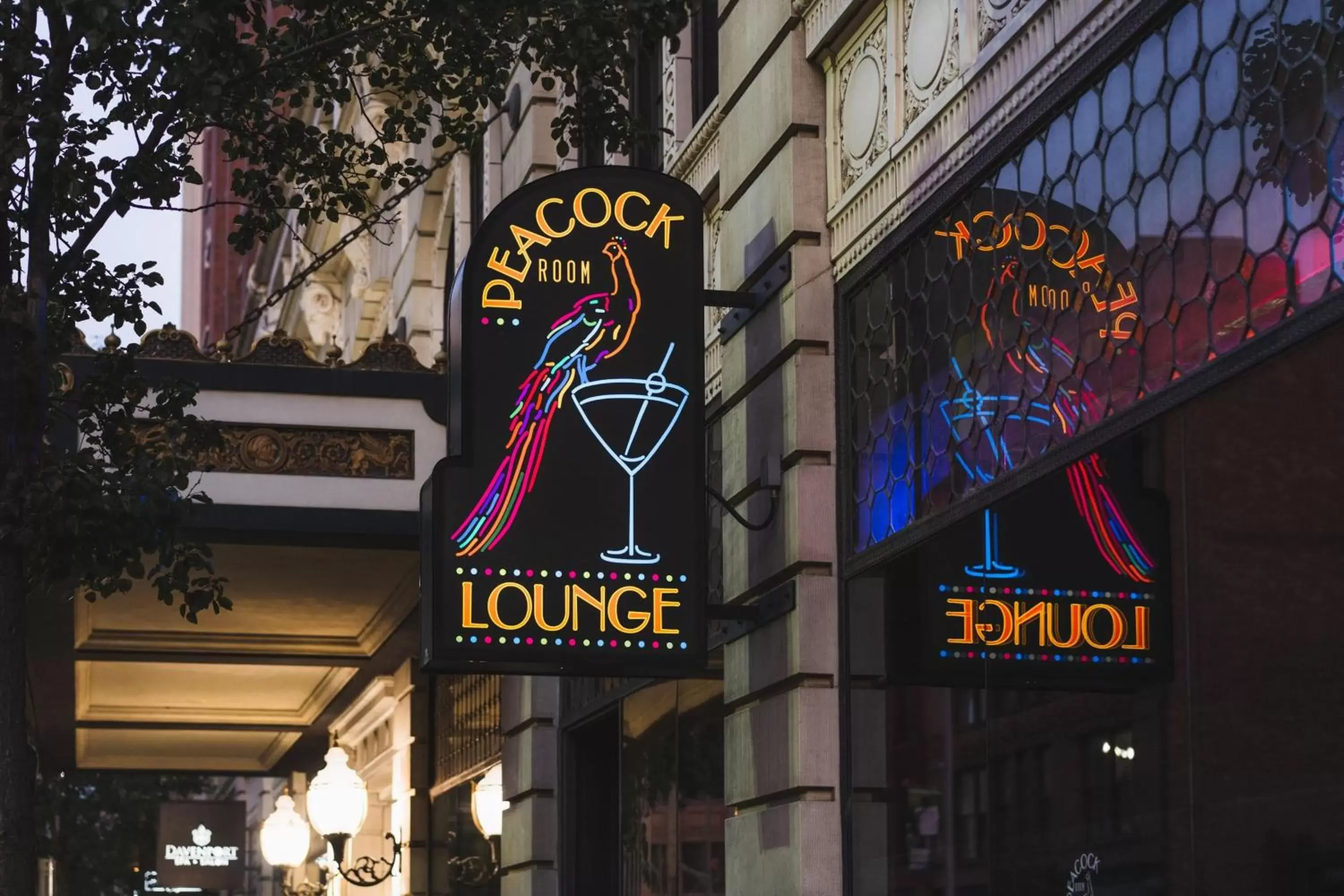 Lounge or bar, Property Logo/Sign in The Historic Davenport, Autograph Collection