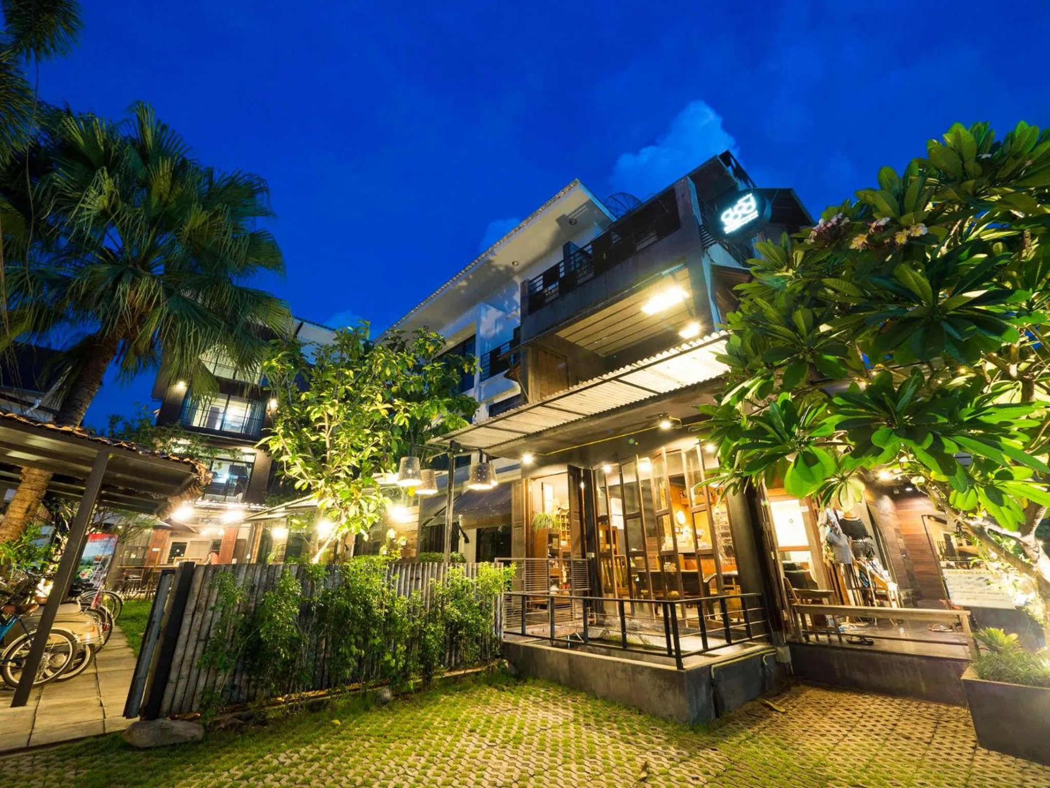 Property building in Gord ChiangMai Hotel
