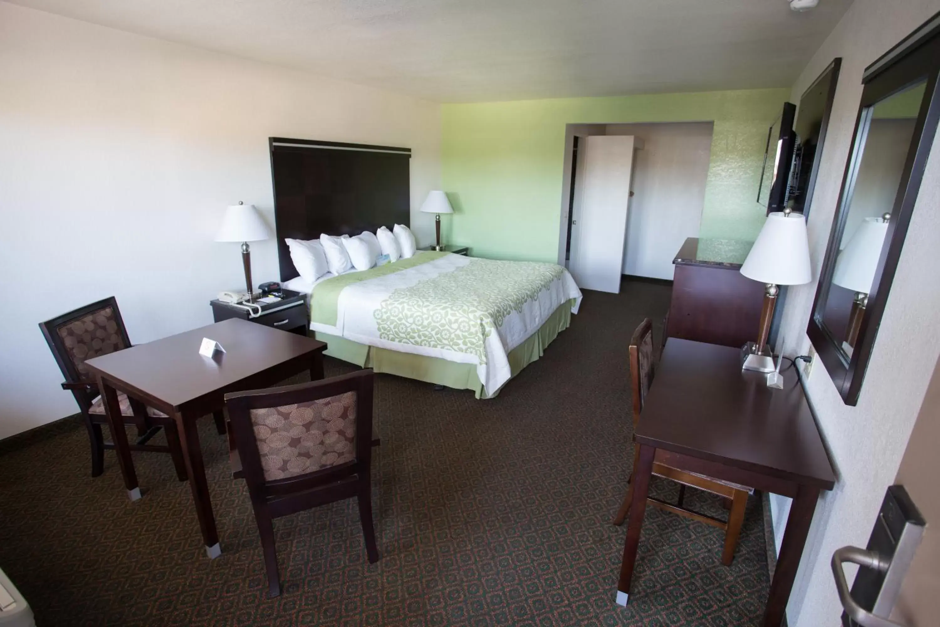 Photo of the whole room, Bed in Days Inn by Wyndham Oceanside