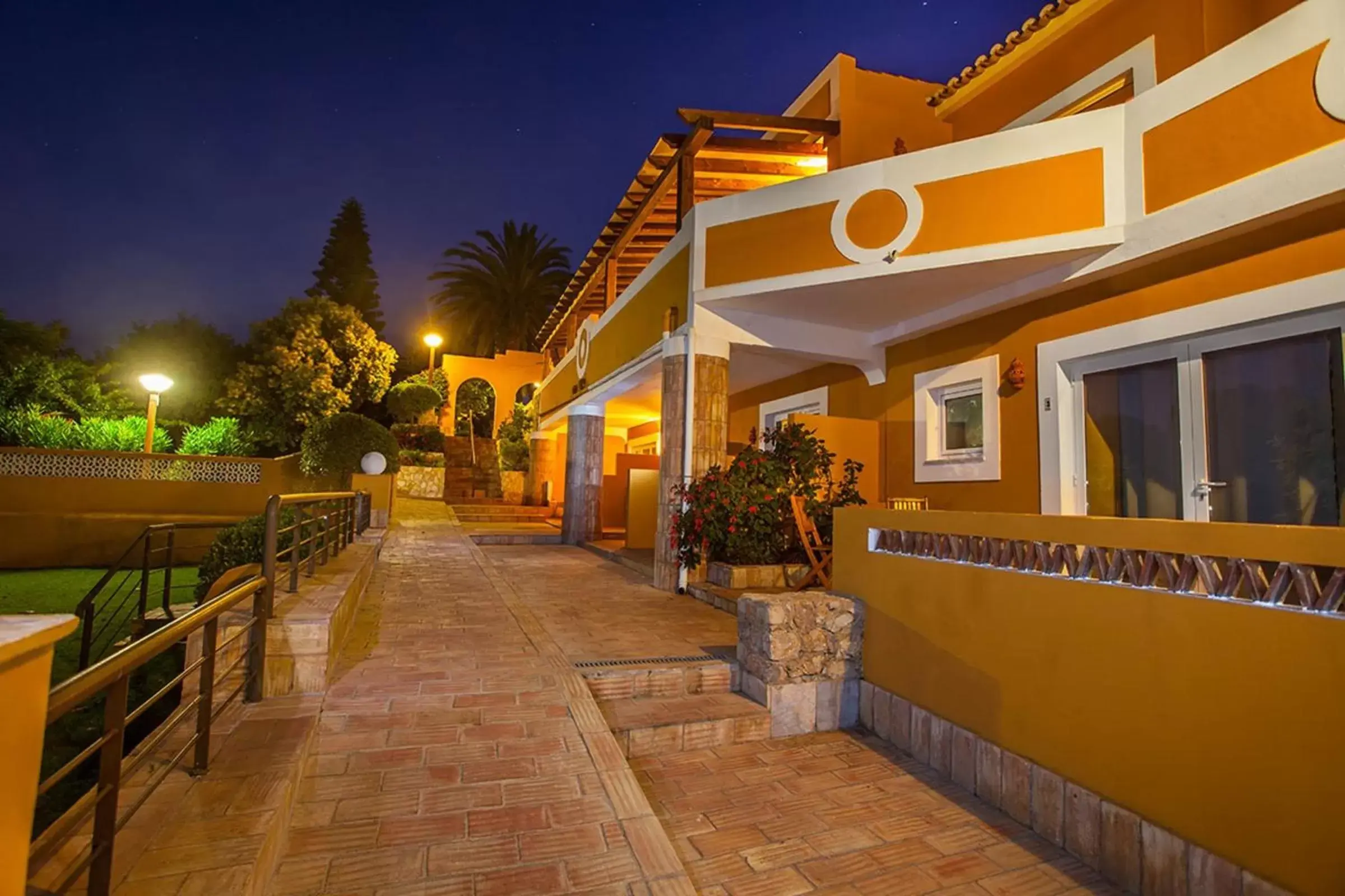 Facade/entrance in Montinho De Ouro Facade/entrance in Montinho De Ouro