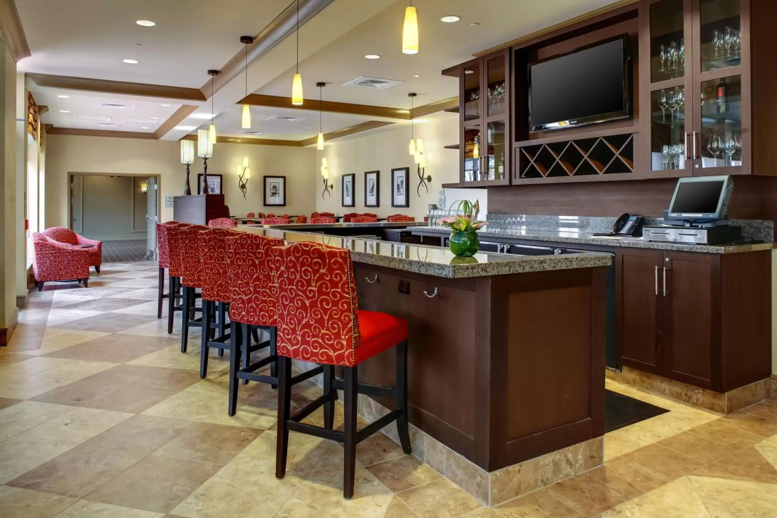 Lounge or bar in Hilton Garden Inn Pittsburgh/Cranberry