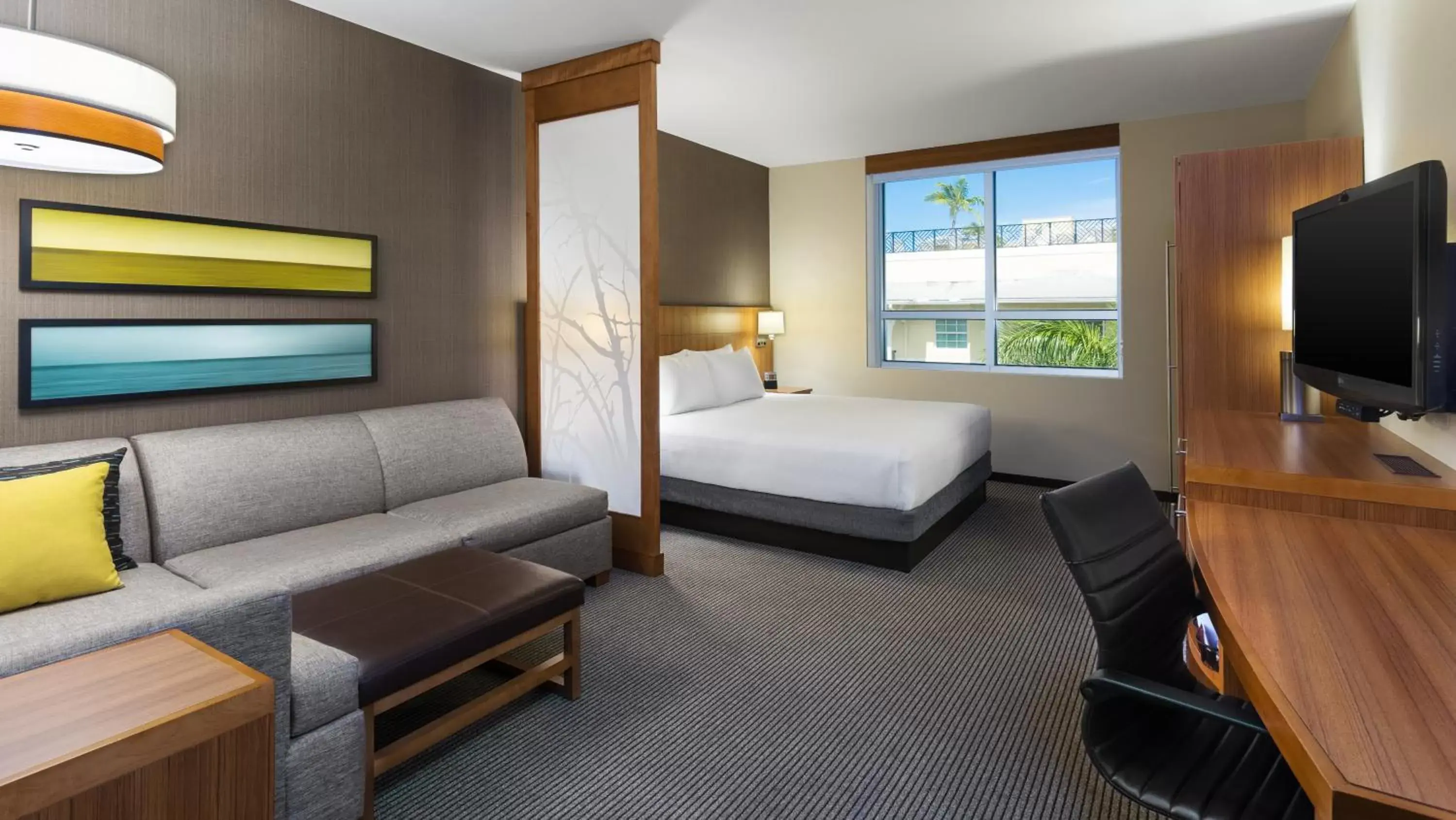 King Room with Sofa Bed in Hyatt Place Delray Beach