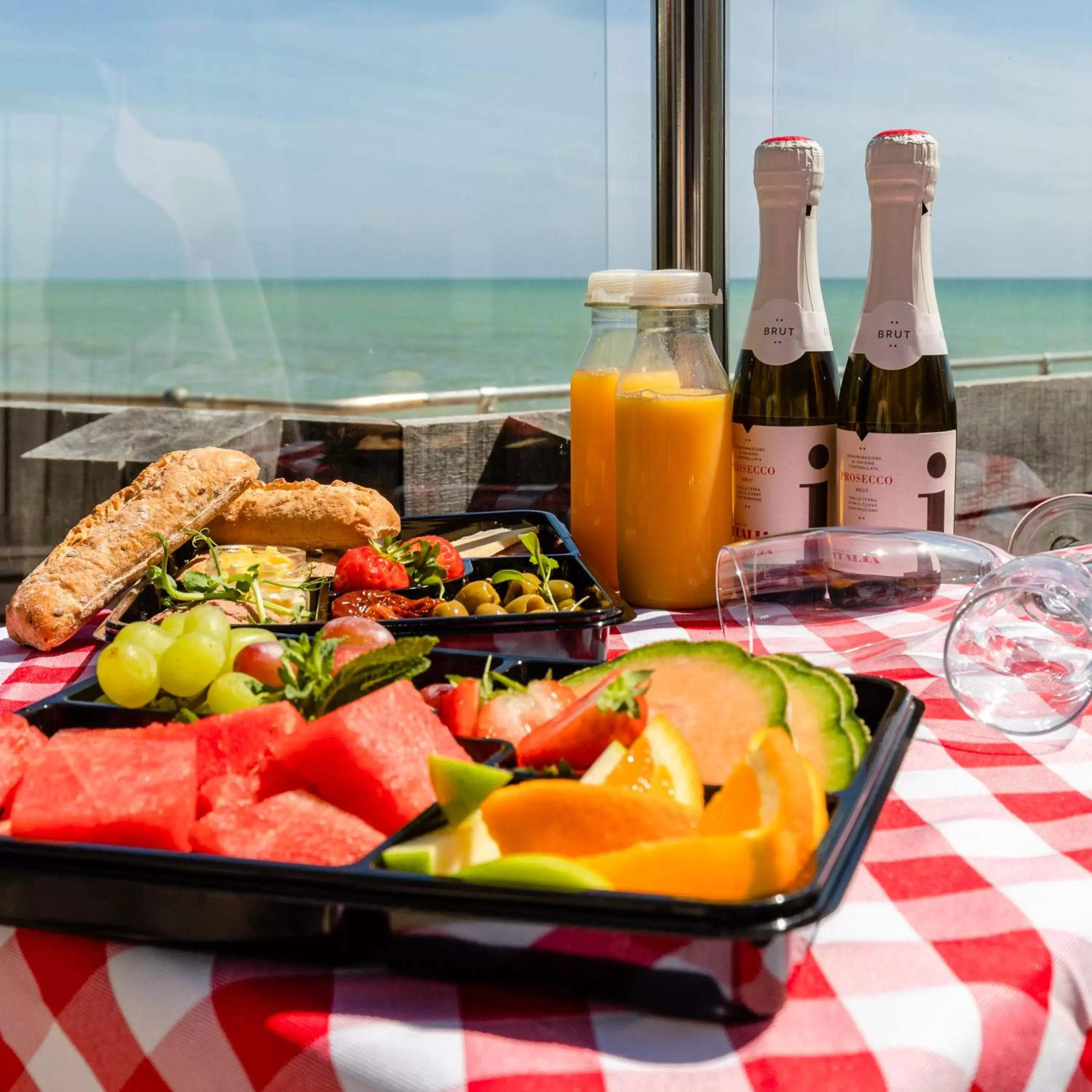 Continental breakfast in Beach Hut Suites