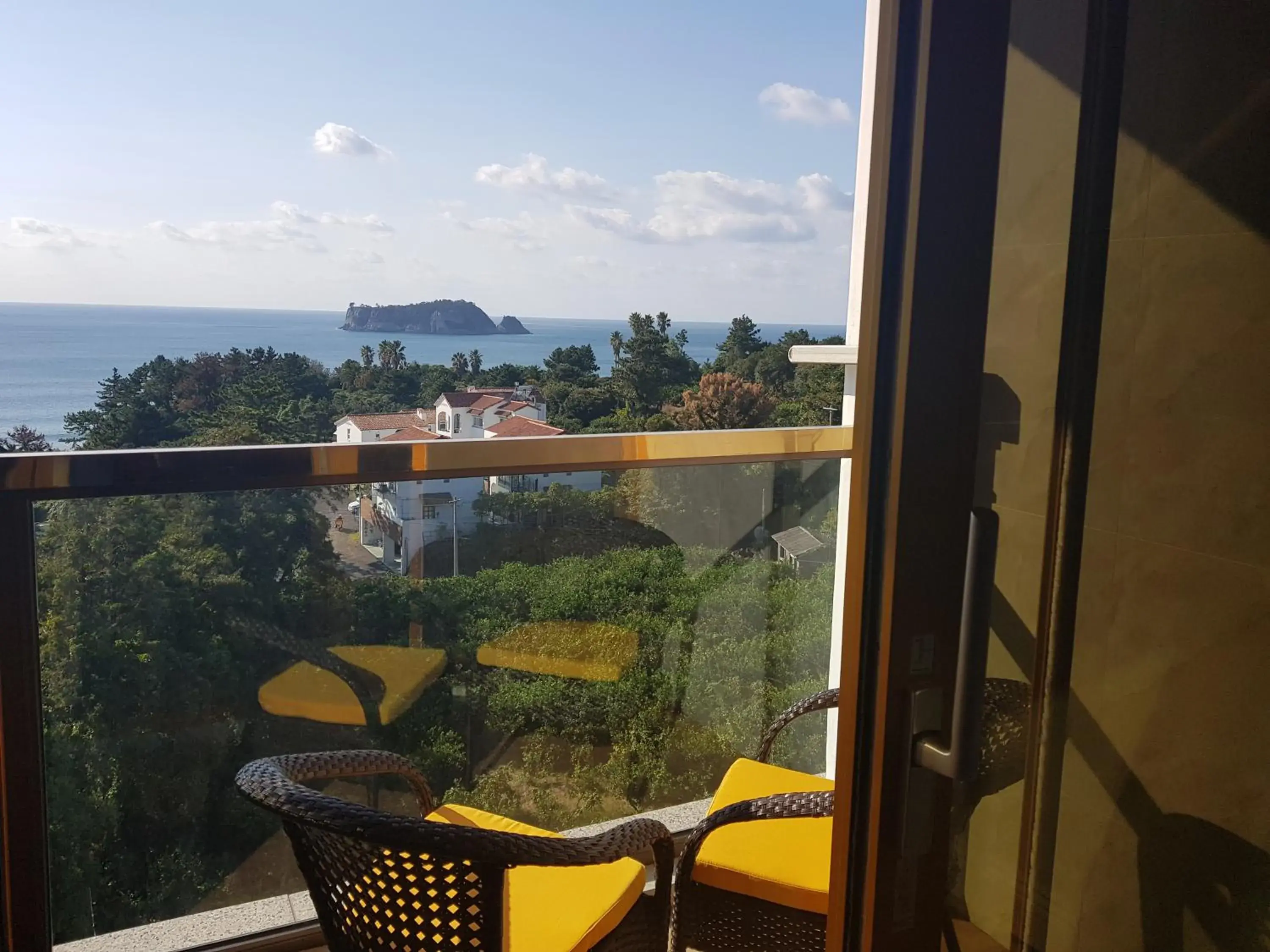 Sea view in GoldOne Hotel & Suites