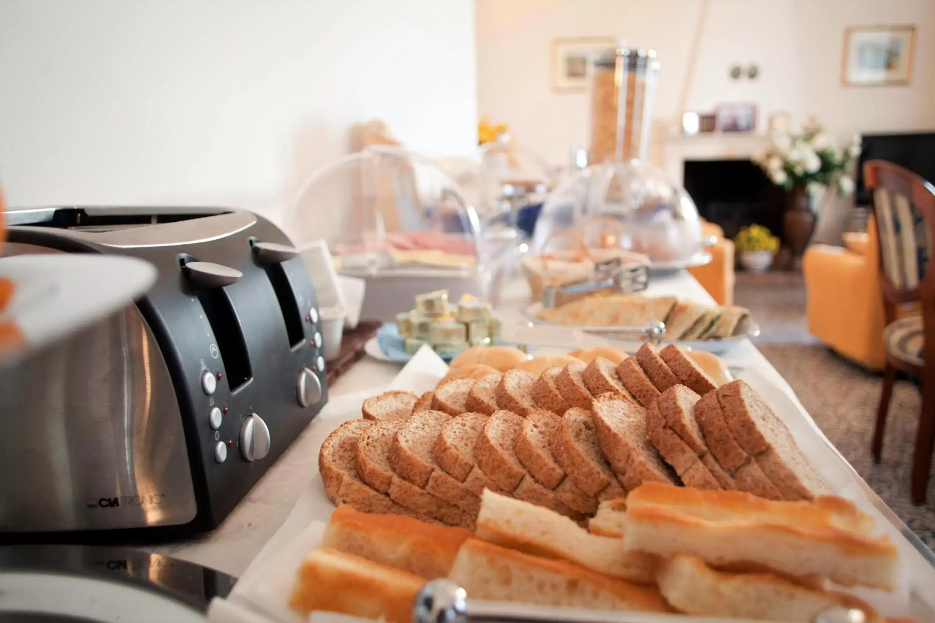 Breakfast in Villa Margherita